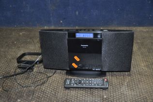 A PANASONIC SC-HC10 HI FI with remote (PAT pass and working)