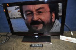 A SAMSUNG LE32BN460B2W 32in TV WITH REMOTE (PAT pass and working)