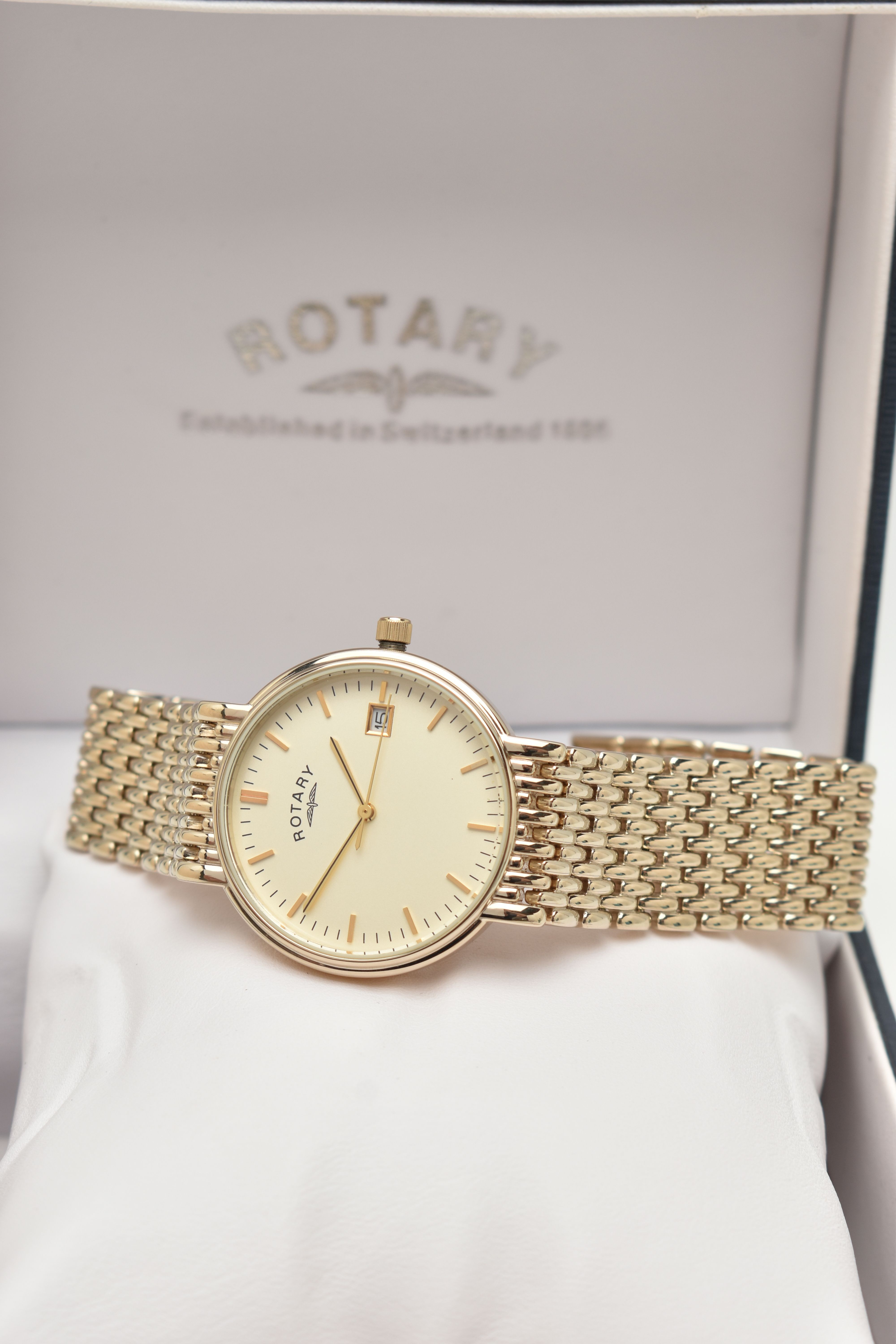 A BOXED 'ROTARY' WRISTWATCH, quartz movement, round gold dial signed 'Rotary', baton makers, date - Image 4 of 6