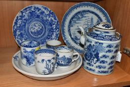 A GROUP OF LATE 18TH TO EARLY 20TH CENTURY CHINESE AND JAPANESE BLUE AND WHITE PORCELAIN, comprising