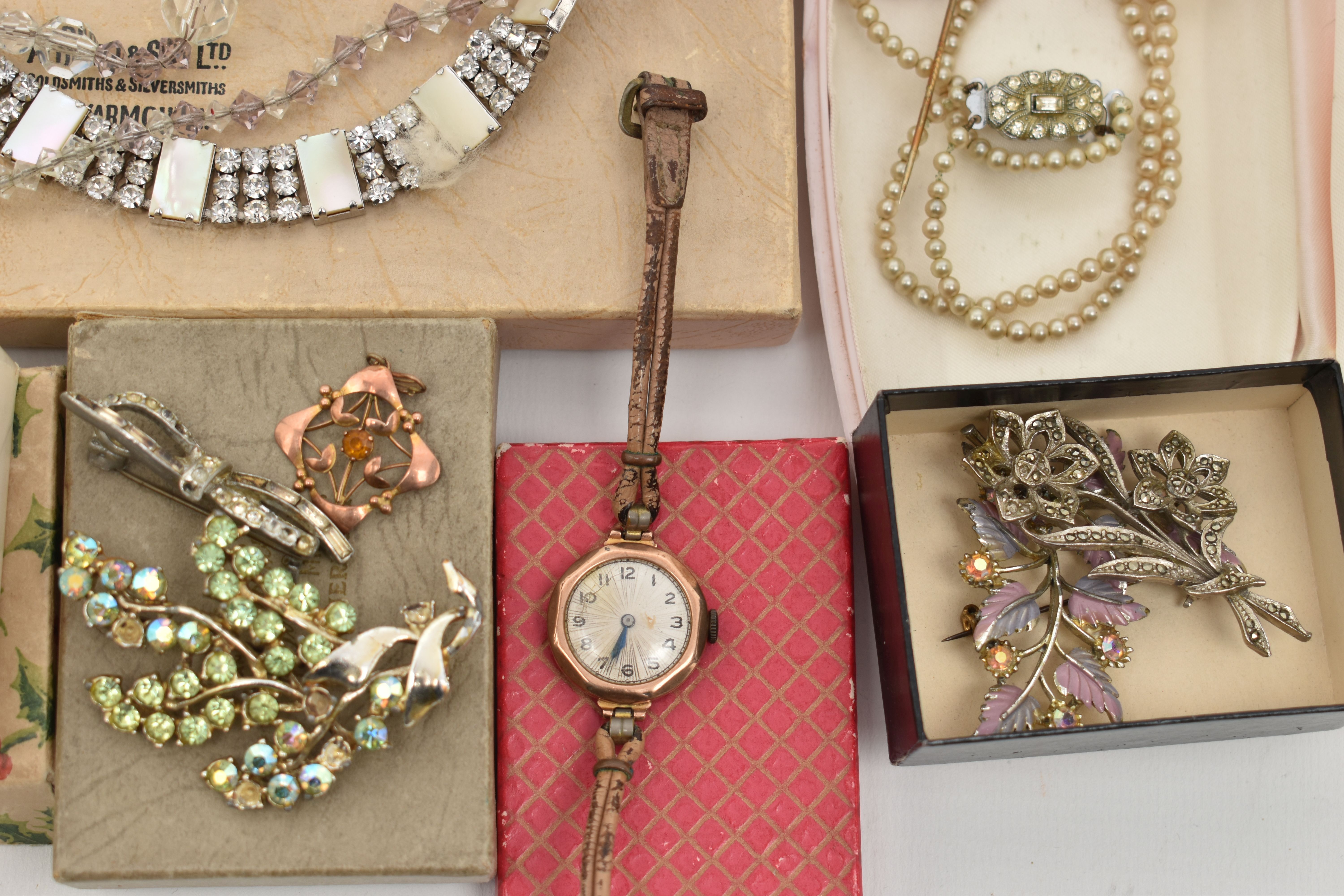 A 9CT GOLD WRISTWATCH AND PENDANT WITH COSTUME JEWELLERY, a ladies mid 20th century, manual wind - Image 3 of 4
