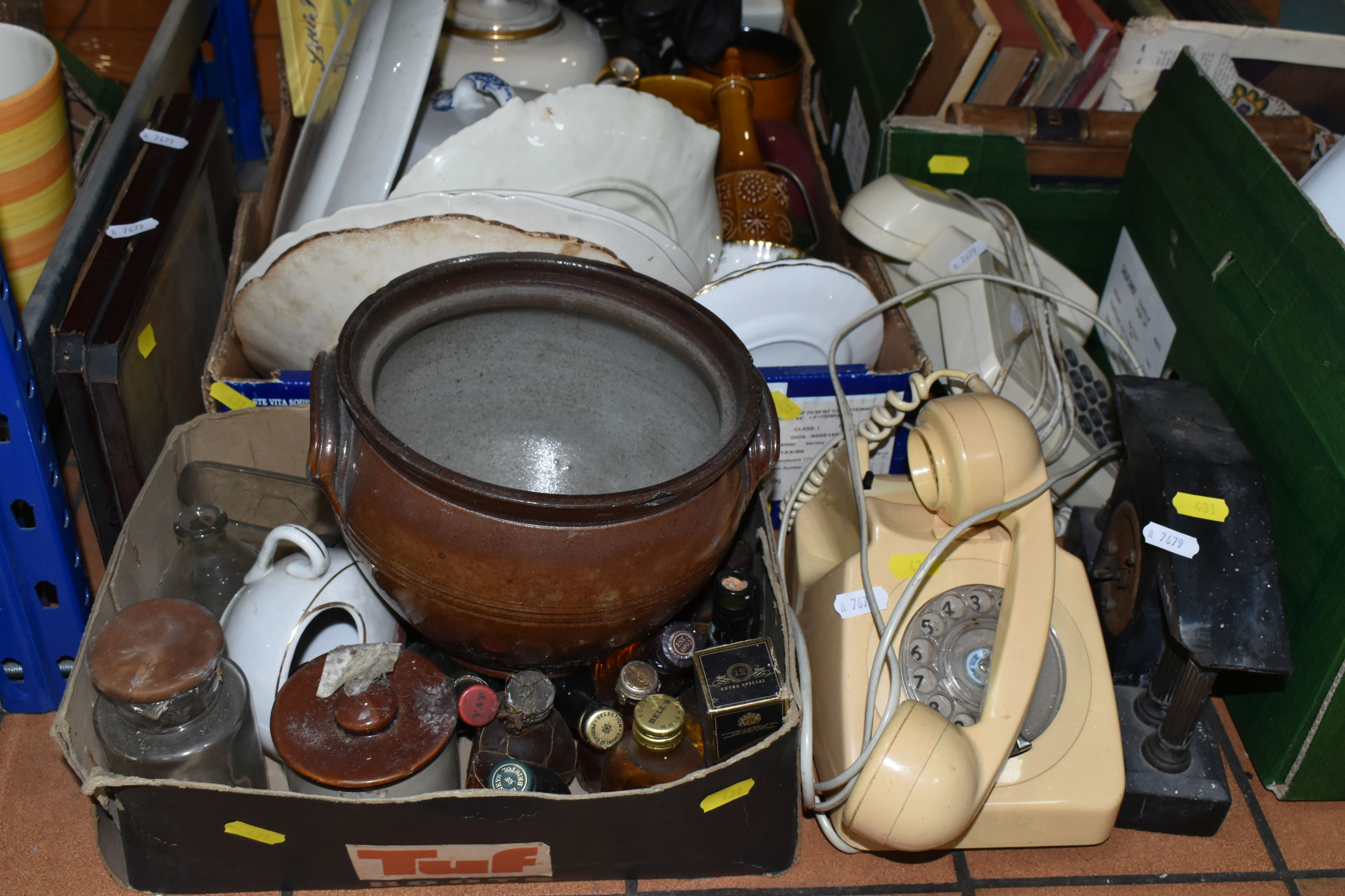 FOUR BOXES AND LOOSE BOOKS, CERAMICS AND SUNDRY ITEMS, to include sixteen antiquarian and vintage - Image 4 of 8