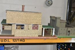 A LARGE WOODEN DOLLS HOUSE IN THE MODERNIST STYLE, two storey building with flat roof, kit or