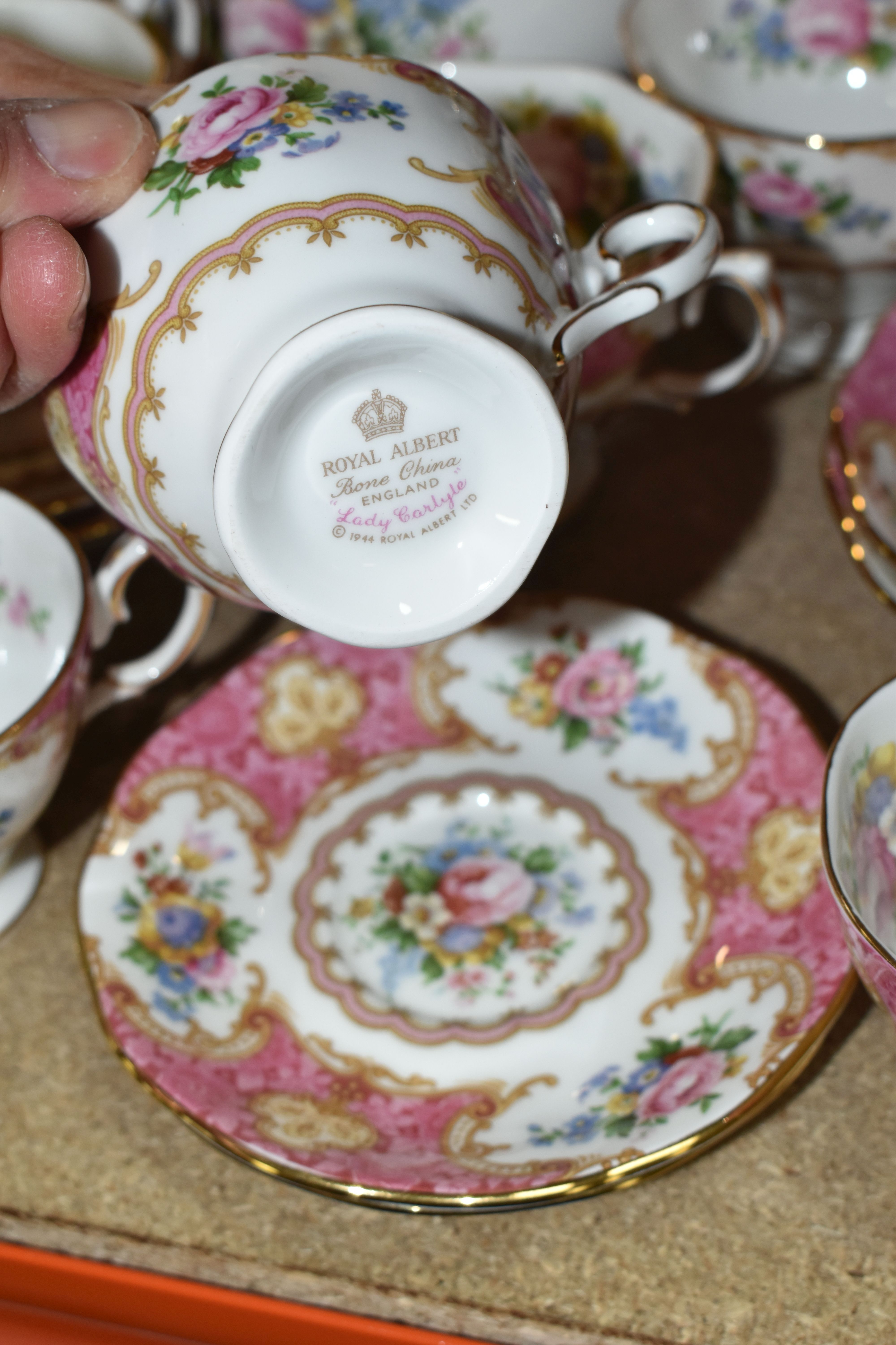 A ROYAL ALBERT 'LADY CARLYLE' SIX PLACE PART DINNER SERVICE, comprising tea cups and saucers, coffee - Image 8 of 9