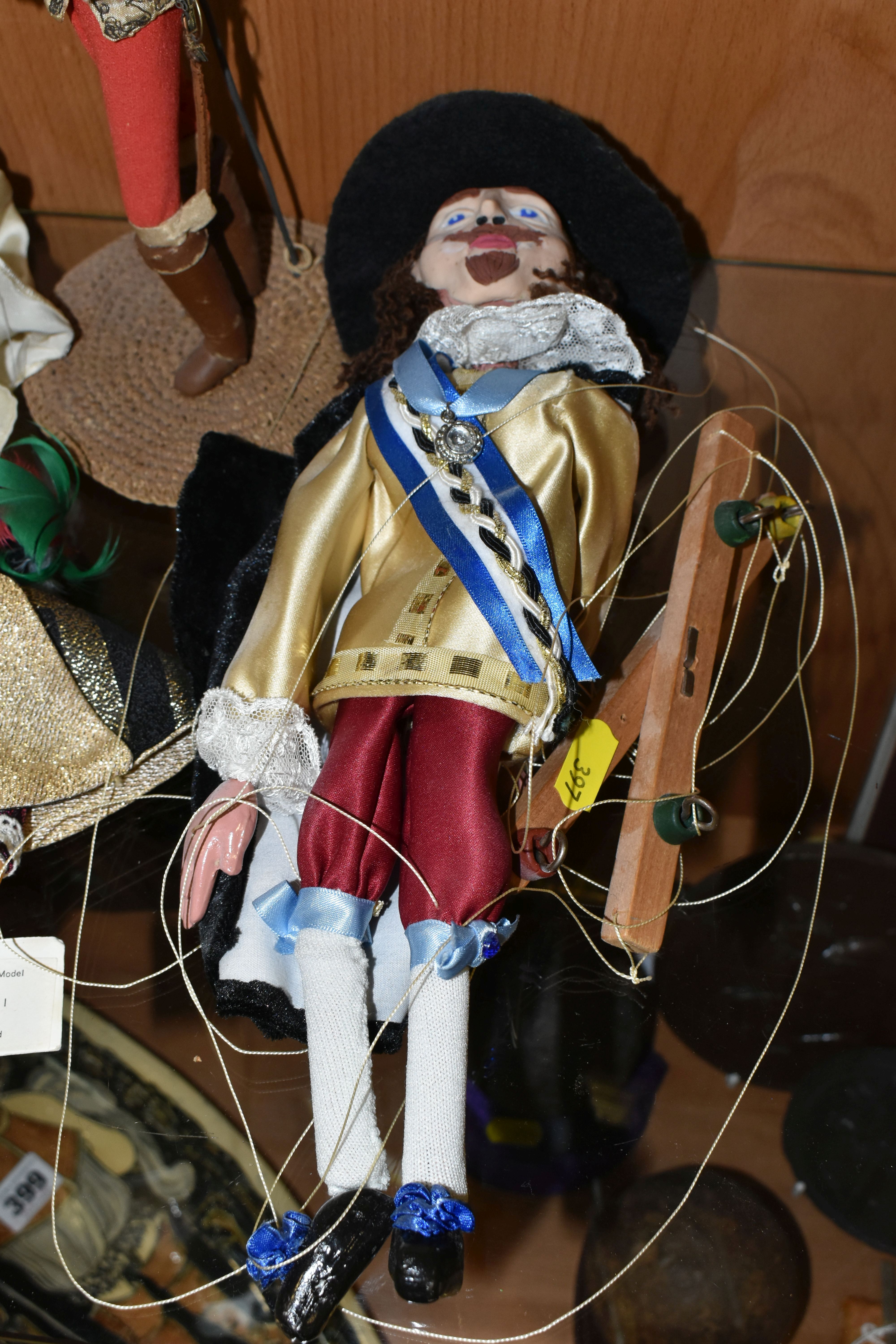 A COLLECTION OF KING CHARLES I THEMED PUPPETS AND DOLLS, ETC, including Devereaux Models of - Image 3 of 12