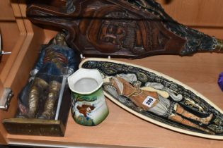 A SET OF LATE VICTORIAN WALNUT, BRASS AND LEATHER BELLOWS CARVED WITH PORTRAIT OF CHARLES I,