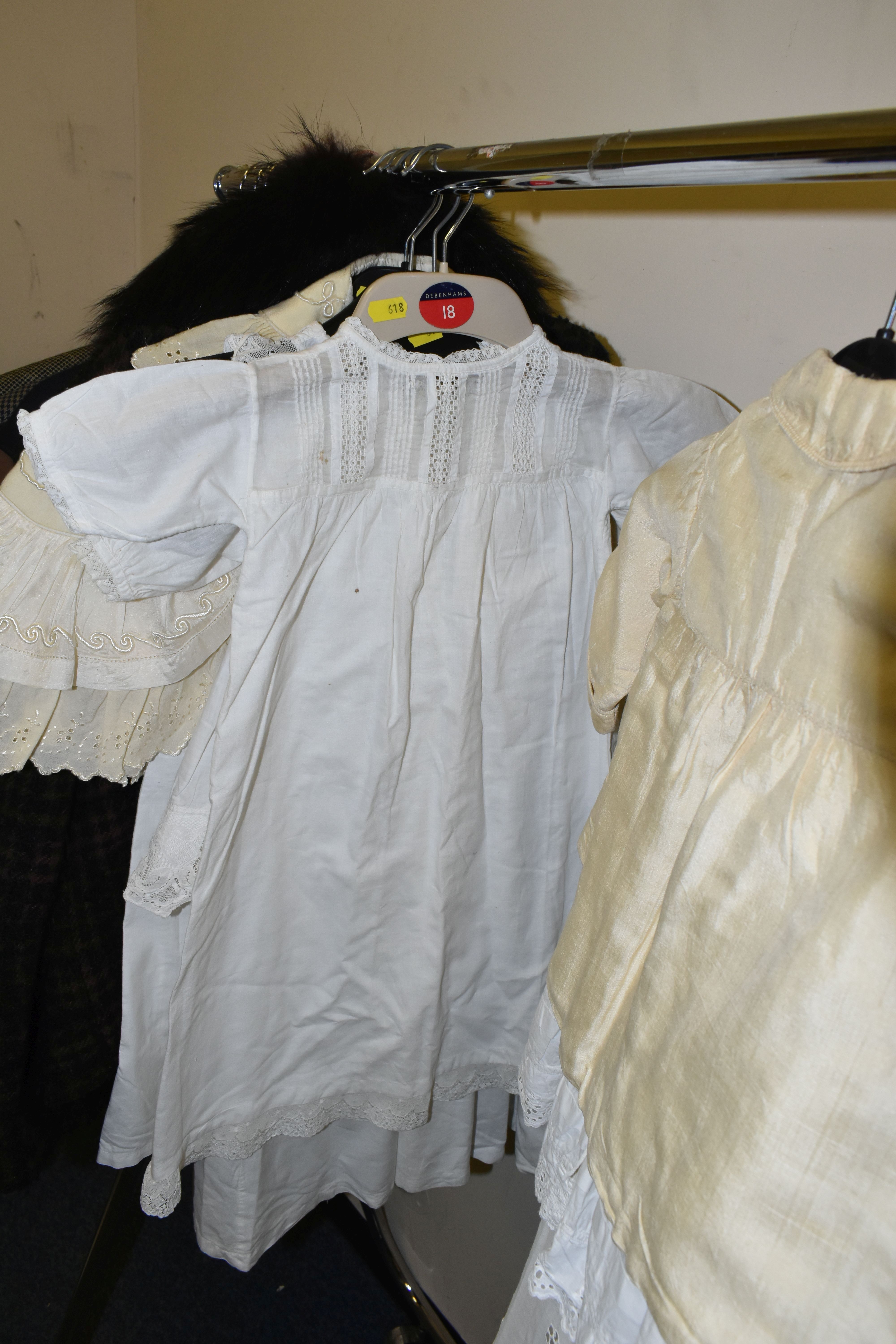 A COLLECTION OF EARLY 20TH CENTURY BABY CLOTHES AND MID TWENTIETH CENTURY DRESSES, comprising - Image 9 of 14