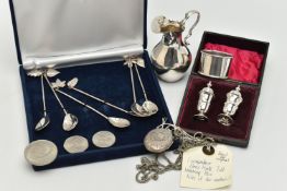 ASSORTED SILVER ITEMS, to include a cased set of spoons, each fitted with a leaf charm to the