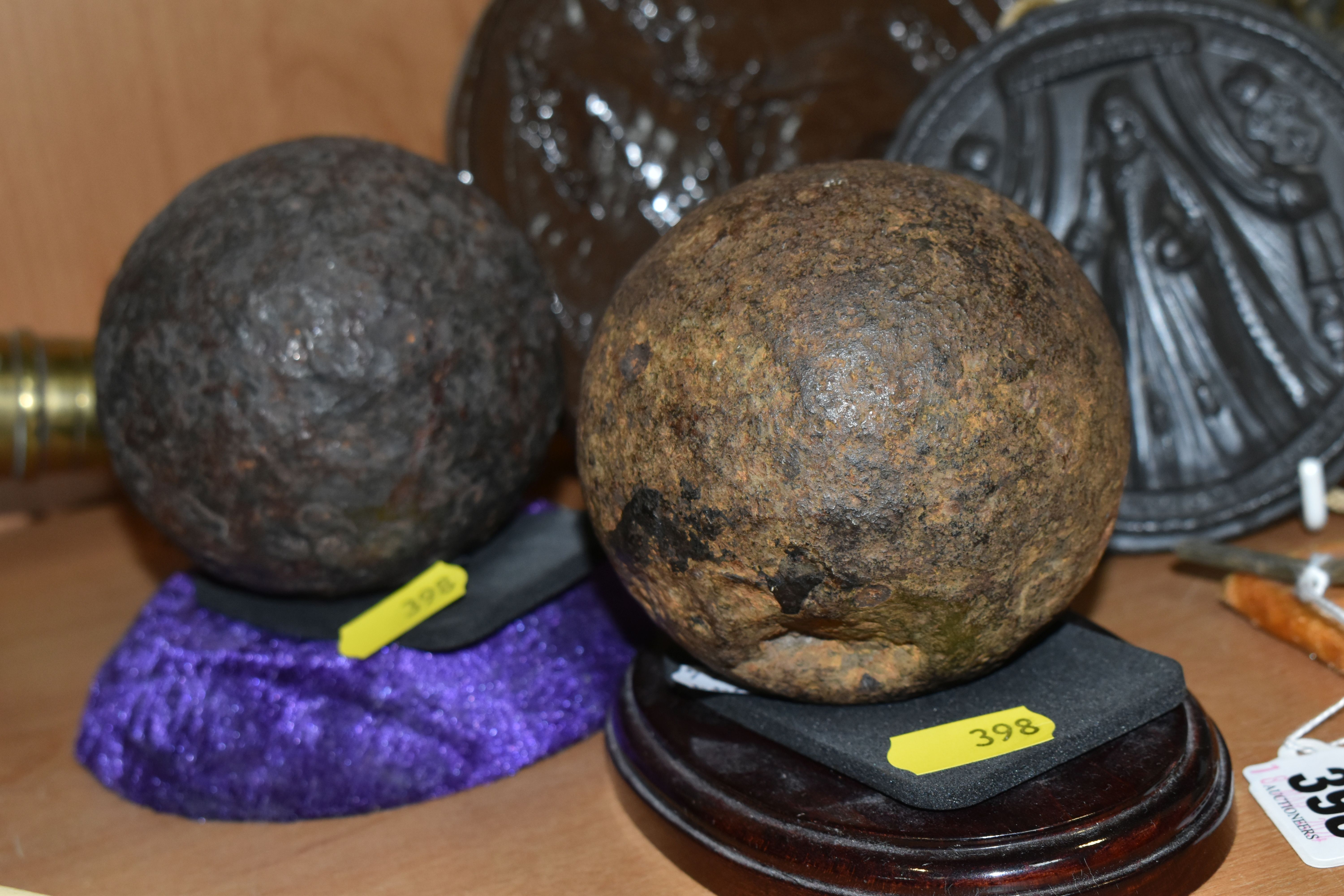 TWO CANNON BALLS, A SMALL QUANTITY OF MUSKET BALLS, REPLICA SEALS, ETC, the cast iron cannon balls - Image 4 of 8