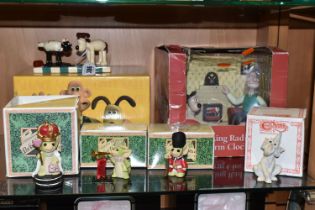 A GROUP OF POCKET DRAGONS AND WALLACE & GROMIT FIGURES, comprising a boxed Coalport Characters