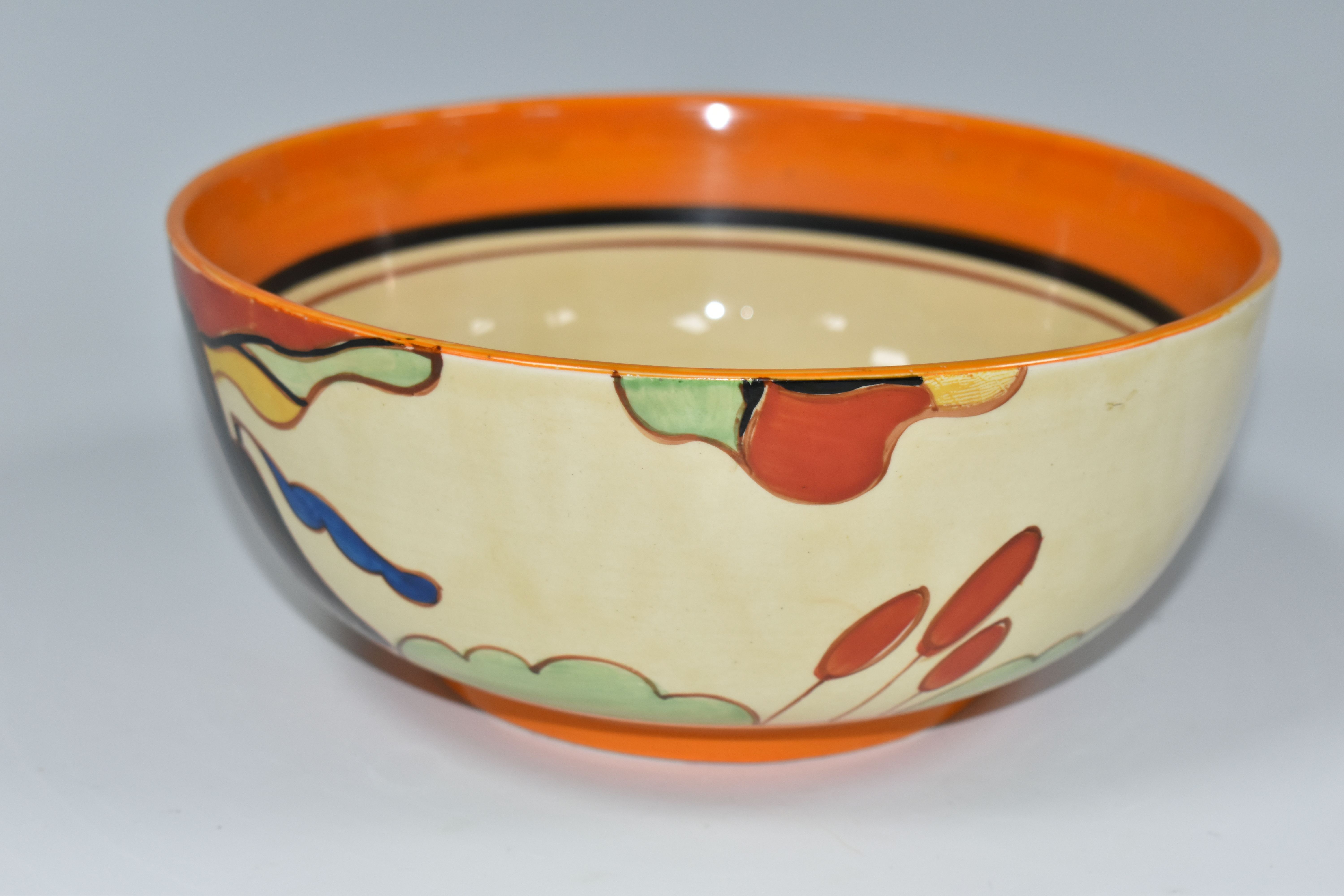 A CLARICE CLIFF FANTASQUE 'ORANGE HOUSE' PATTERN BOWL, painted with two orange houses in a fantasy - Image 2 of 5