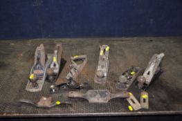 A COLLECTION OF WOOD PLANES including Stanley No5 1/2 (adaptations), a No 4 , two No 4 parts, a No80
