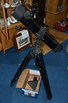 A TASCO NEWTONIAN TELESCOPE, diameter 114mm f/9, with tripod and equatorial mount (1 + box) (