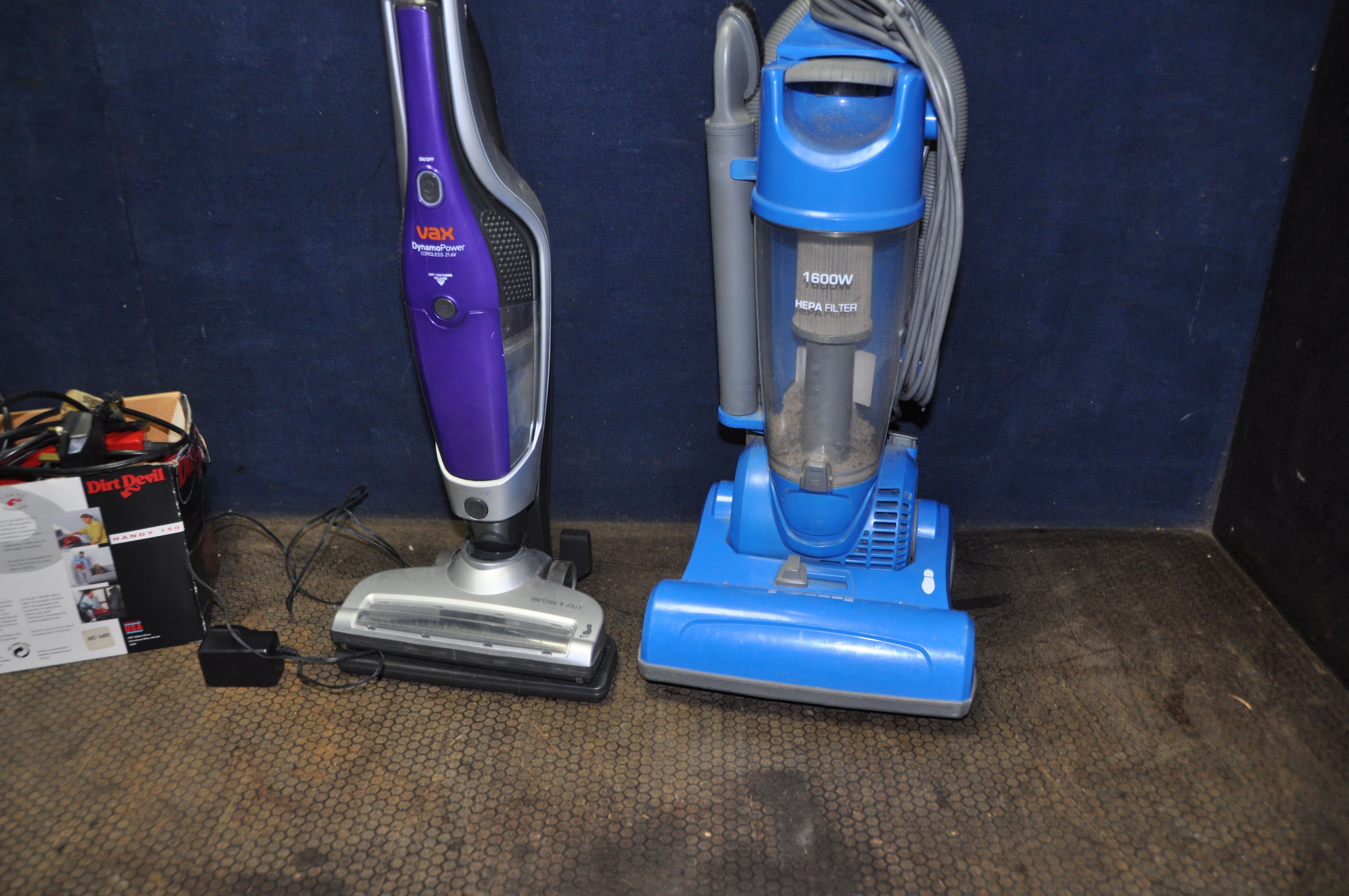 AN ARGOS UPRIGHT VACUUM CLEANER, a Dirt Devil handheld vacuum cleaner, a Prem I Air heated towel - Image 2 of 3