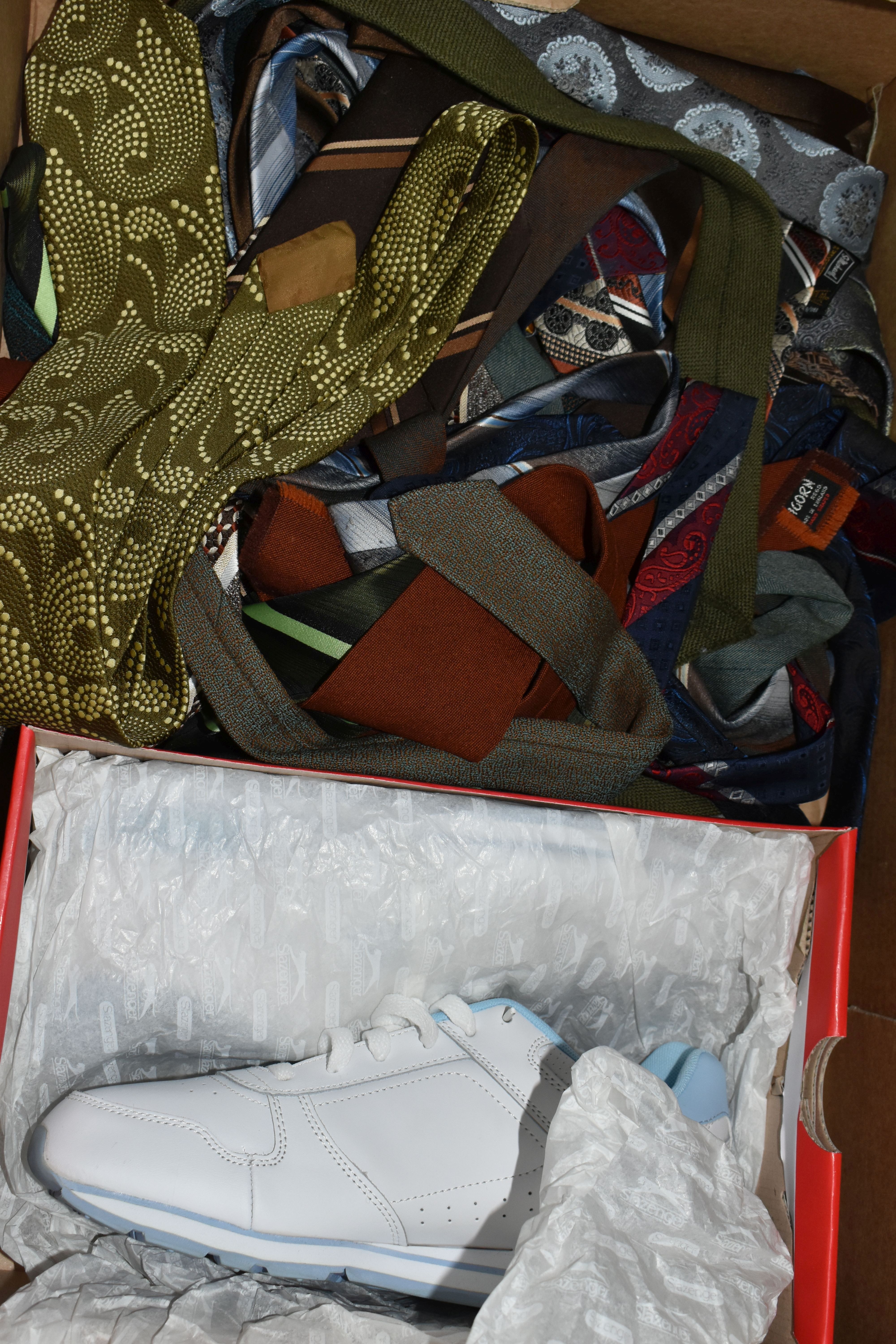 THREE BOXES OF CLOTHING AND SUNDRIES, to include a vintage three quarter length fur coat, a brown - Image 9 of 10