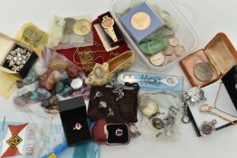 ASSORTED ITEMS, to include a silver darts fob medal, hallmarked Birmingham, a silver coin ring