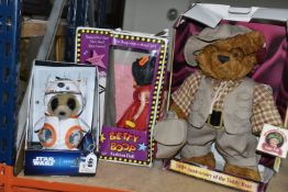 A GROUP OF SOFT TOYS, comprising a boxed limited edition - 3501742 Disney Star Wars 'Meerkat Movies'