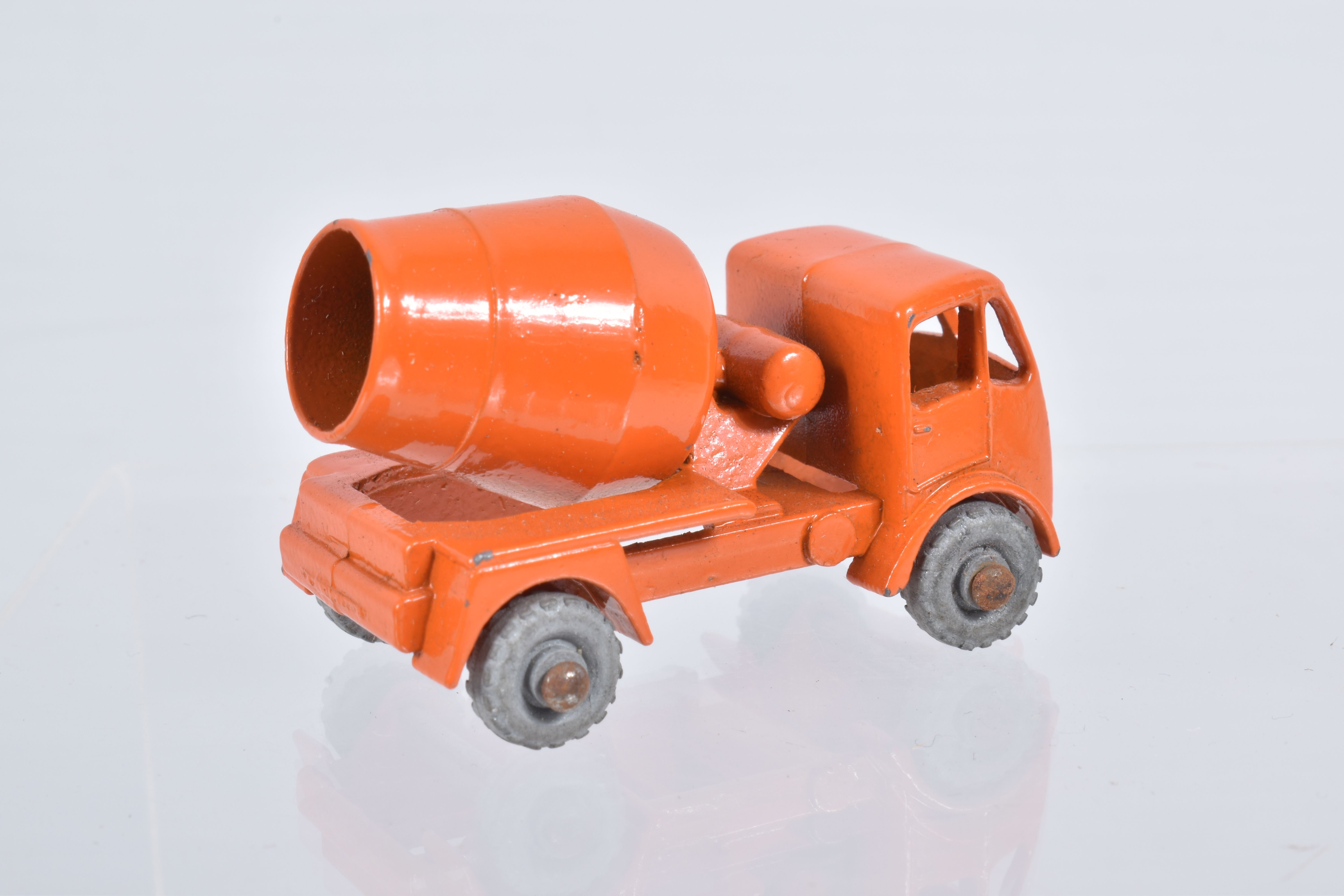 SEVEN BOXED MOKO LESNEY MATCHBOX SERIES LORRY AND TRUCK MODELS, E.R.F. Road Tanker 'Esso', No.11, - Image 13 of 44