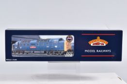 A BOXED OO GAUGE BACHMANN BRANCHLINE MODEL RAILWAY Class 55 Deltic no. 55013 'The Black Watch' in BR