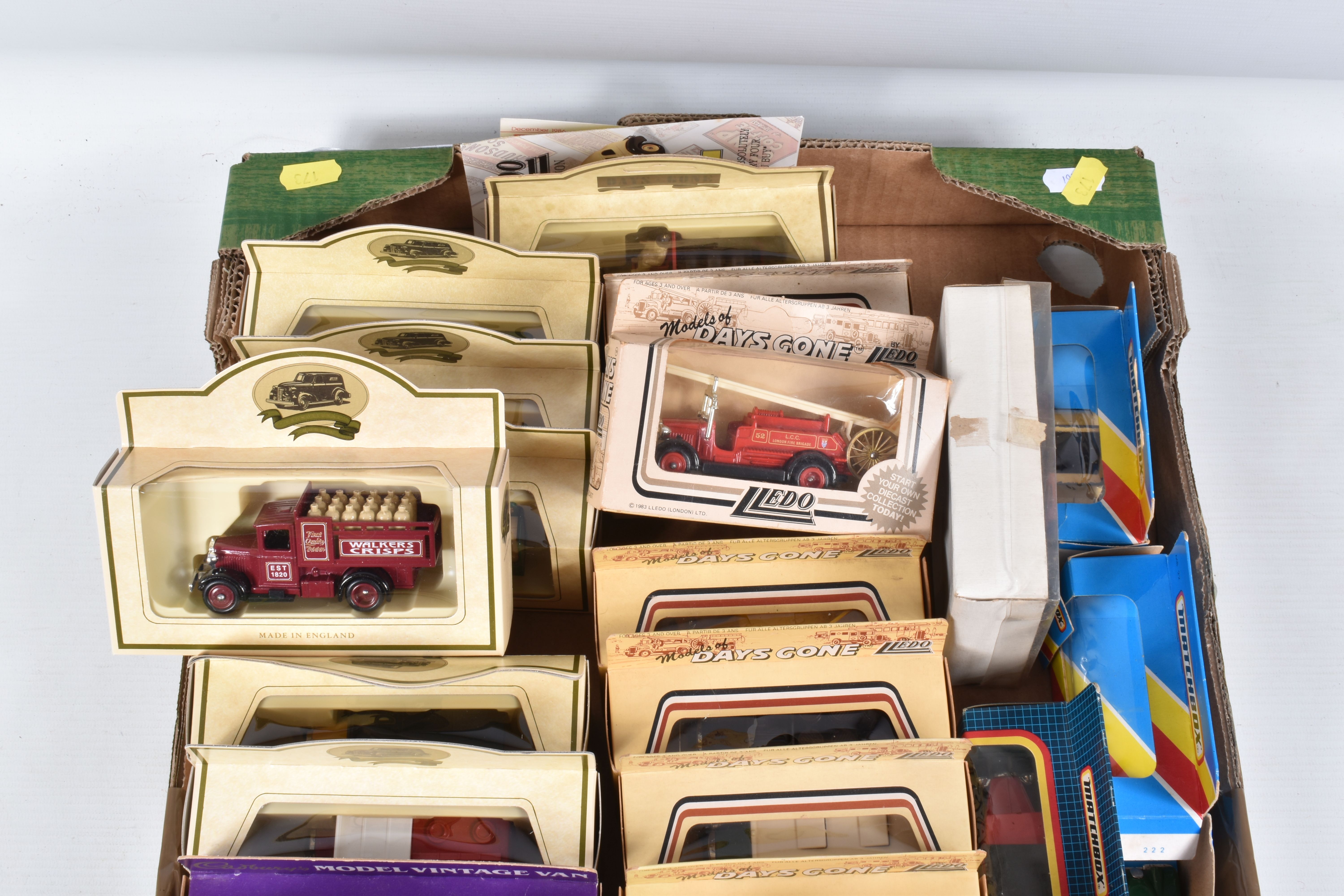 A QUANTITY OF BOXED AND UNBOXED DIECAST VEHICLES, boxed items to include Matchbox Models of - Image 6 of 13