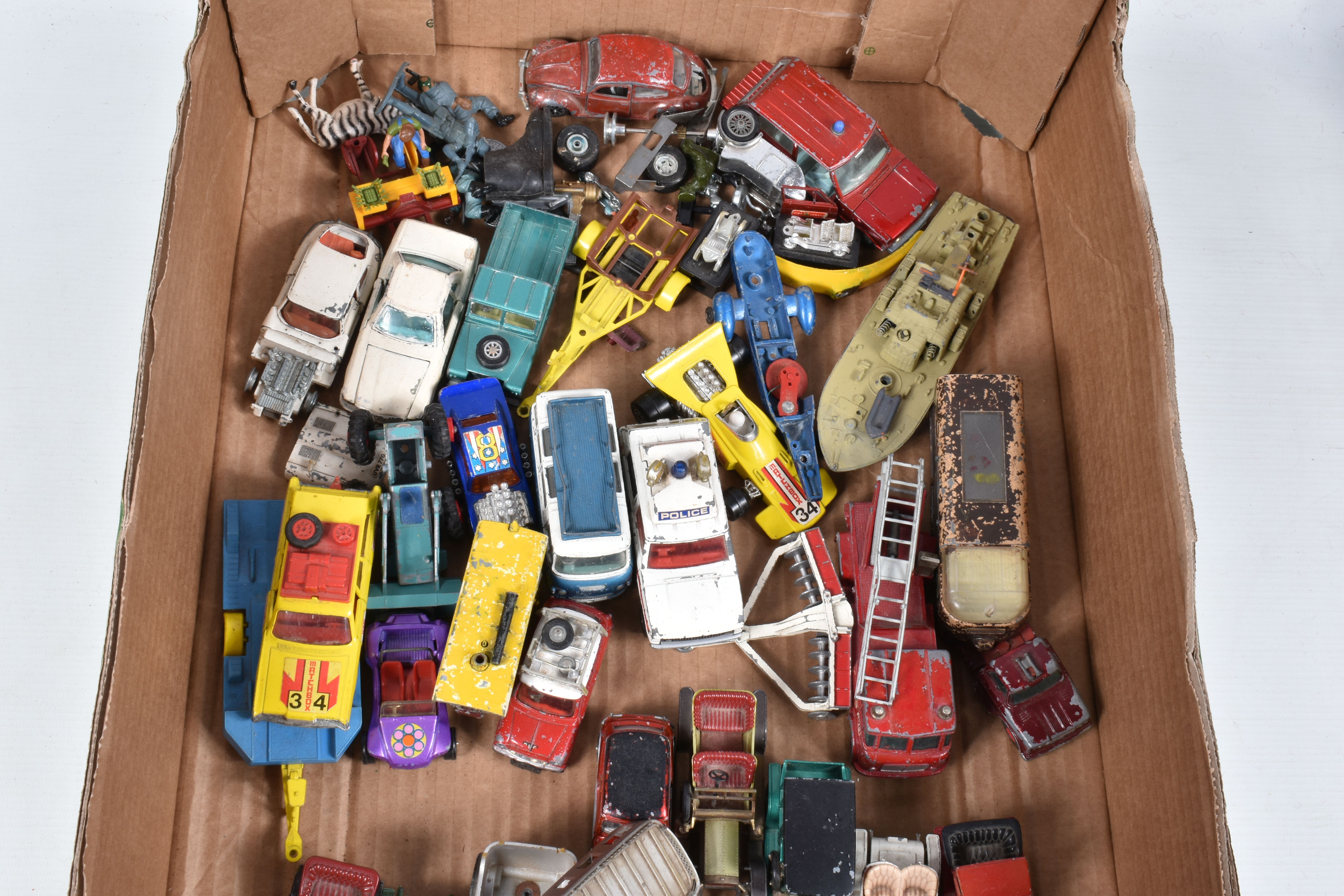 A QUANTITY OF UNBOXED AND ASSORTED PLAYWORN DIECAST VEHICLES, to include Spot-On Volkswagen Beetle - Image 4 of 13