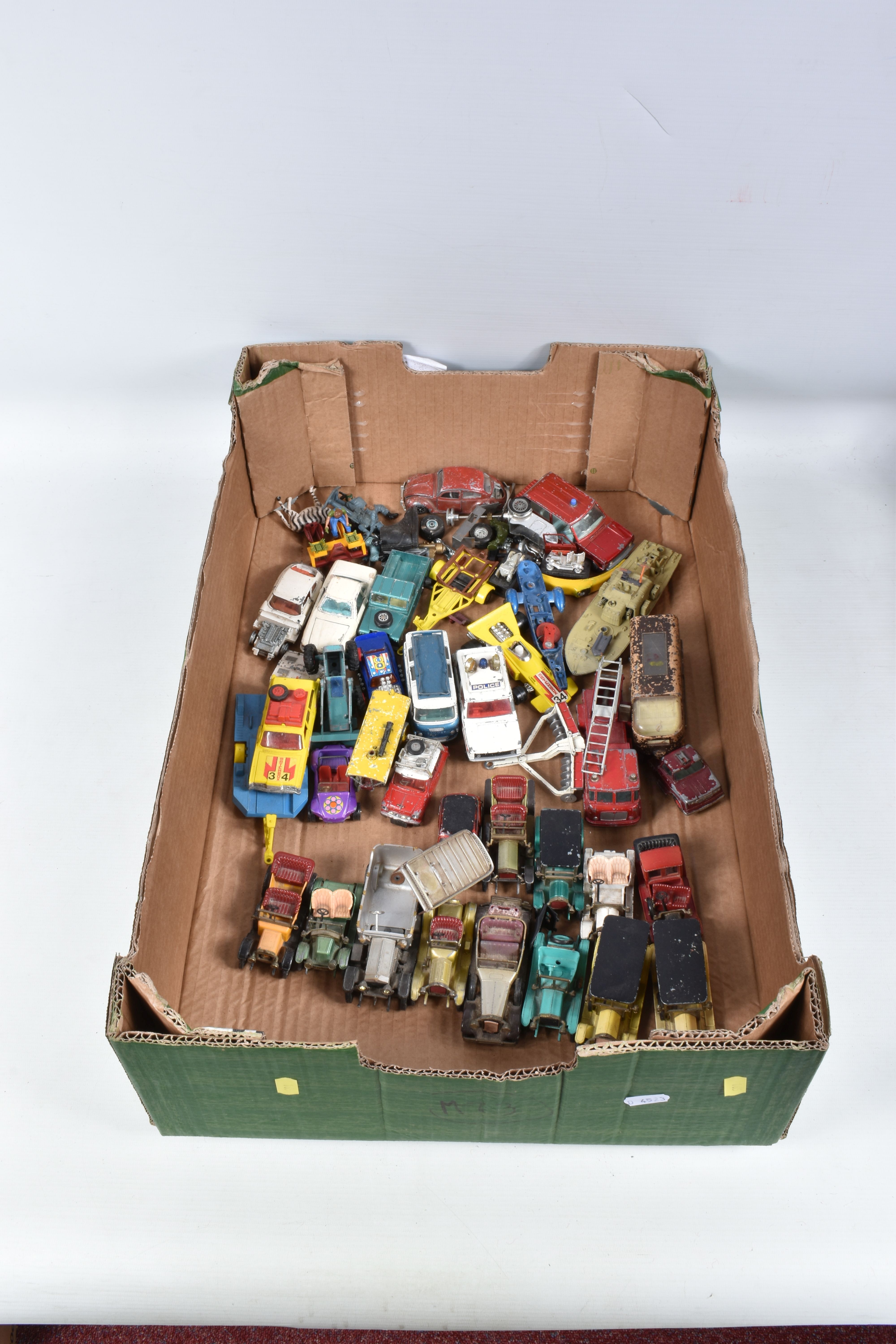 A QUANTITY OF UNBOXED AND ASSORTED PLAYWORN DIECAST VEHICLES, to include Spot-On Volkswagen Beetle - Image 2 of 13