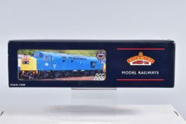 A BOXED OO GAUGE BACHMANN BRANCHLINE MODEL RAILWAY LOCOMOTIVE Class 40 no. 40145 in BR Blue with
