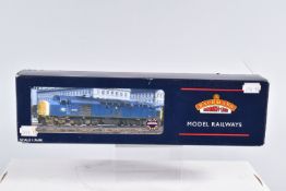 A BOXED OO GAUGE BACHMANN BRANCHLINE MODEL RAILWAY LOCOMOTIVE Class 40 no. D325 in BR Green with
