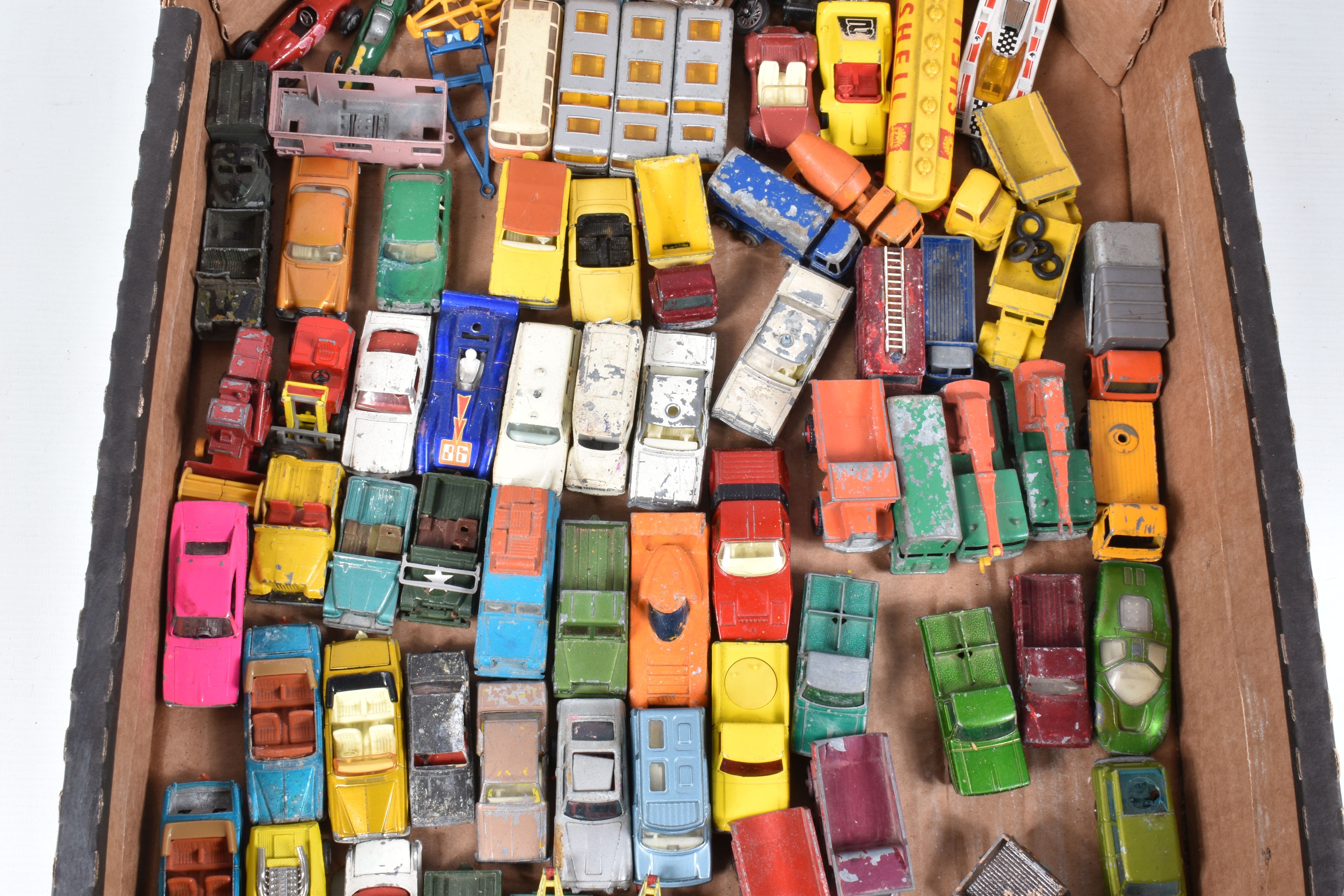 A QUANTITY OF UNBOXED AND ASSORTED PLAYWORN DIECAST VEHICLES, to include Spot-On Volkswagen Beetle - Image 8 of 13