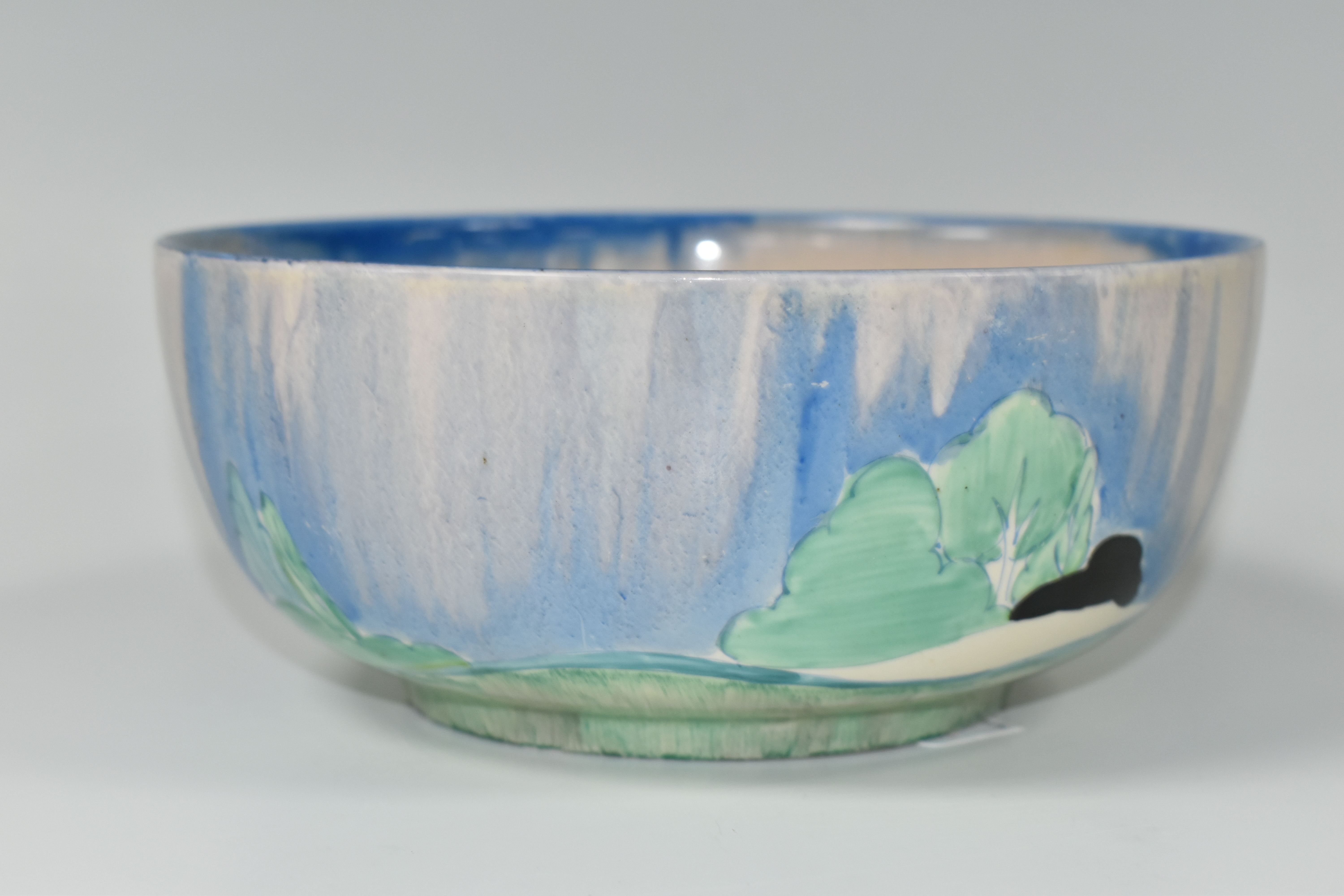 A CLARICE CLIFF BIZARRE NEWLYN PATTERN BOWL, the interior with streaked blue glaze rim and worn - Image 3 of 6