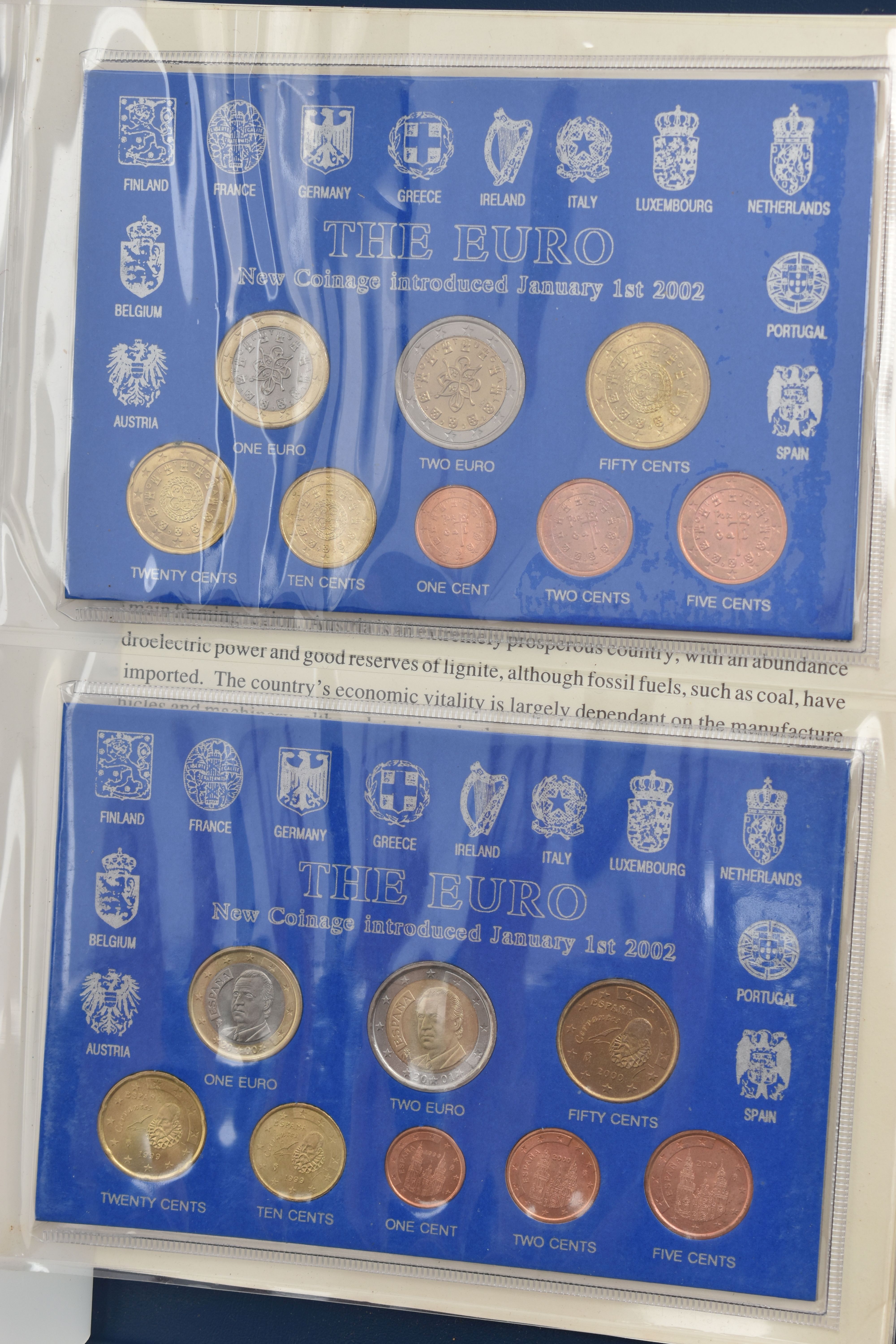 A PLASIC STORAGE BOX OF WORLD COINAGE, to include a volume by The Franklin Mint, Great Historic - Bild 26 aus 29