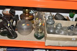 ONE BOX AND LOOSE LAMPS AND GLASS SHADES, to include a copper oil lamp, two glass reservoir oil