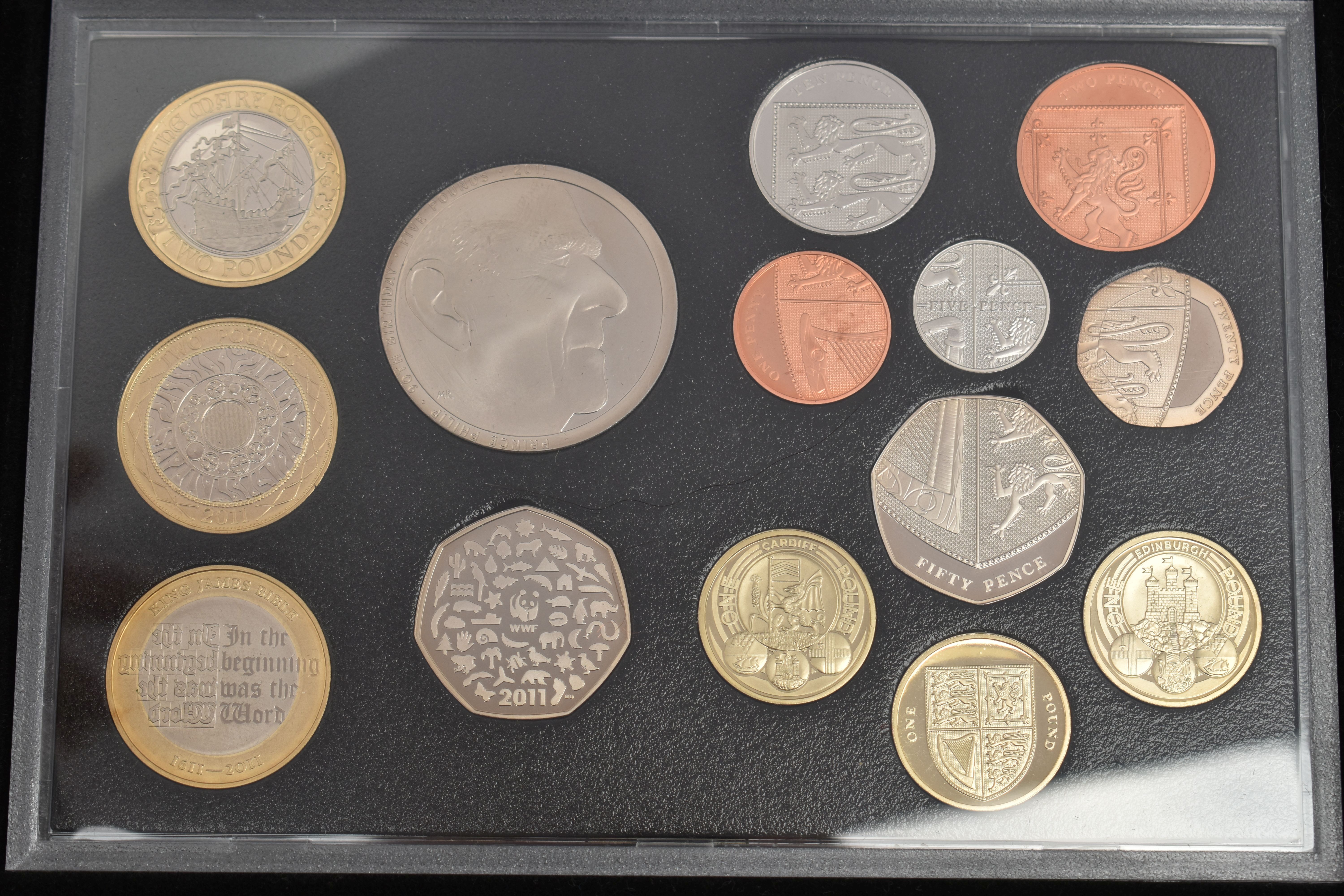 A BOX OF MAINLY ROYAL MINT COINAGE, to include dual-dated 1993 presidency 50p in year set, a boxed - Image 4 of 11