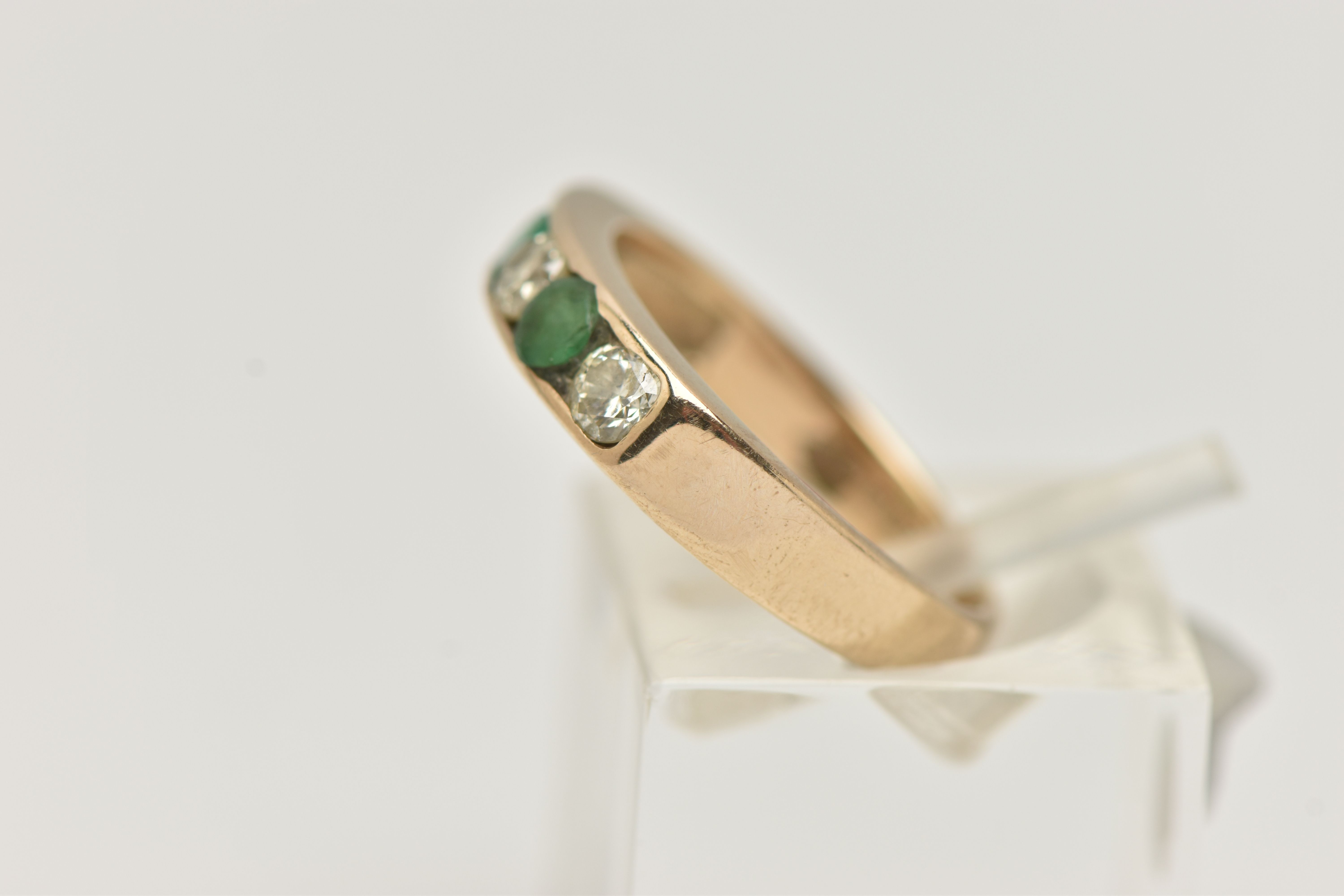 A 9CT GOLD EMERALD AND DIAMOND HALF ETERNITY RING, set with three round brilliant cut diamonds, - Image 2 of 4