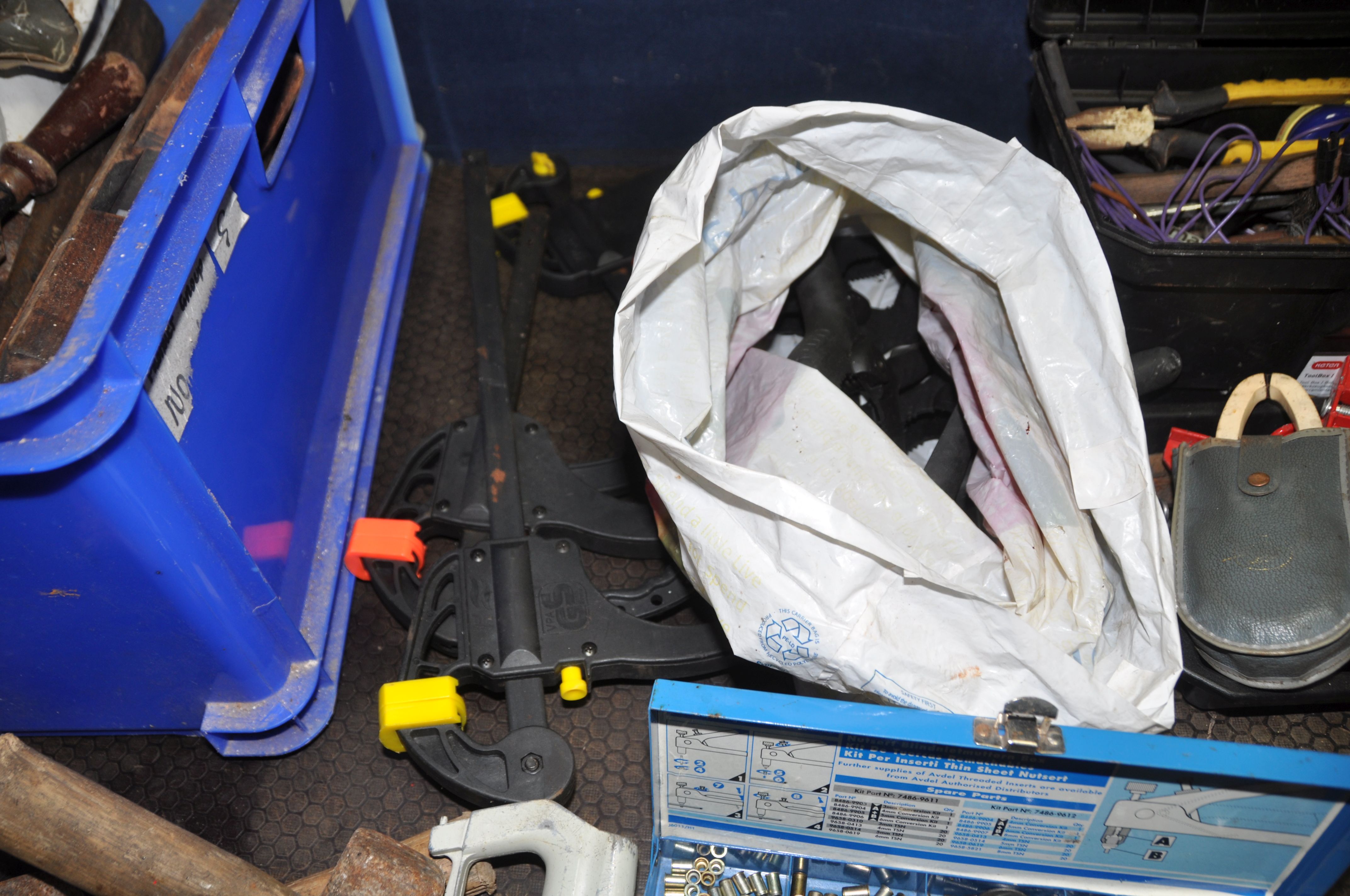 FOUR TOOLBOXES AND A TRAY CONTAINING TOOLS including two 17in wooden planes, two coffin planes, - Image 8 of 10