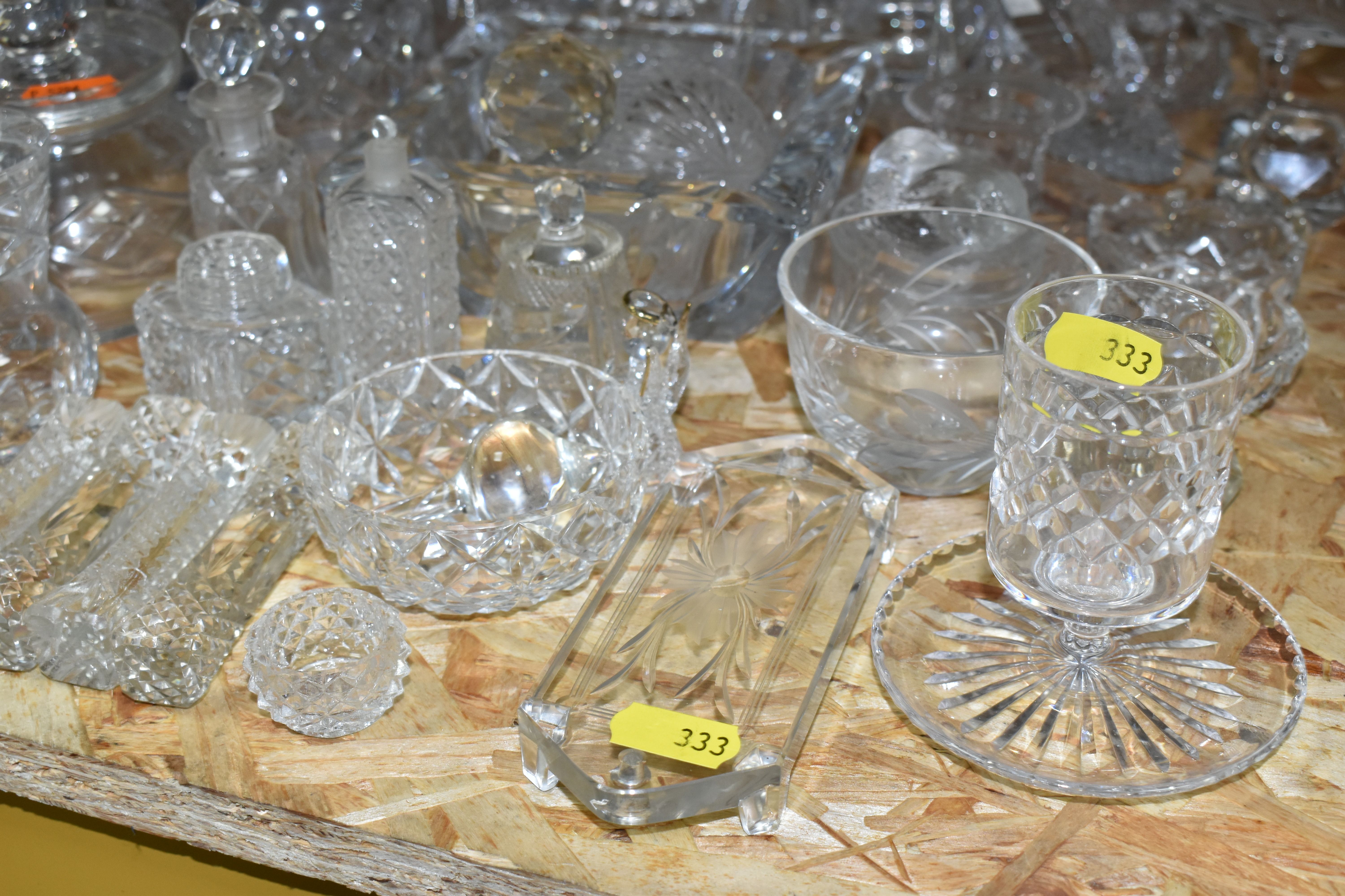A GROUP OF CUT CRYSTAL AND GLASSWARE, a Royal Brierly 'Fuchsia' pattern bud vase, a collection of - Image 2 of 10