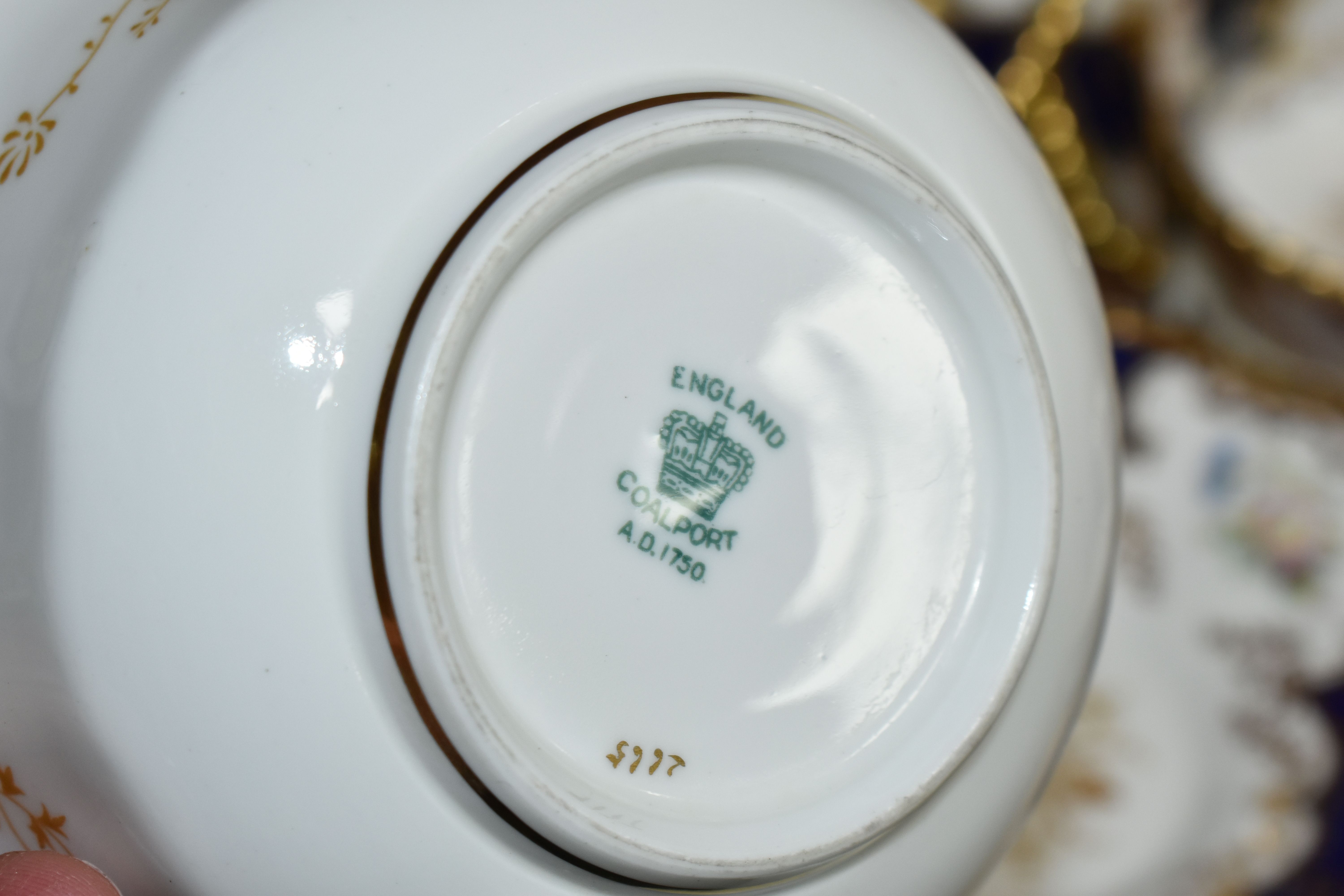 A GROUP OF COALPORT 'BATWING' TEA WARE, comprising in navy blue batwing pattern: a teacup (sounds - Image 8 of 9