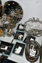 A SELECTION OF BOXED AND UNBOXED DECORATIVE HOMEWARES ETC, comprising a Culinary Concepts glass bowl