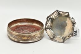 TWO SILVER ITEMS, the first a George V bonbon dish, octagon form with pierced detail, raised on four