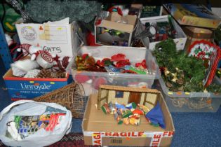 A LARGE QTY OF CHRISTMAS DECORATIONS IN TEN BOXES AND LOOSE, including artificial wreaths,