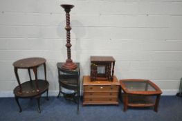 A SELECTION OF OCCASIONAL FURNITURE, to include a small 20th century mahogany chest of three