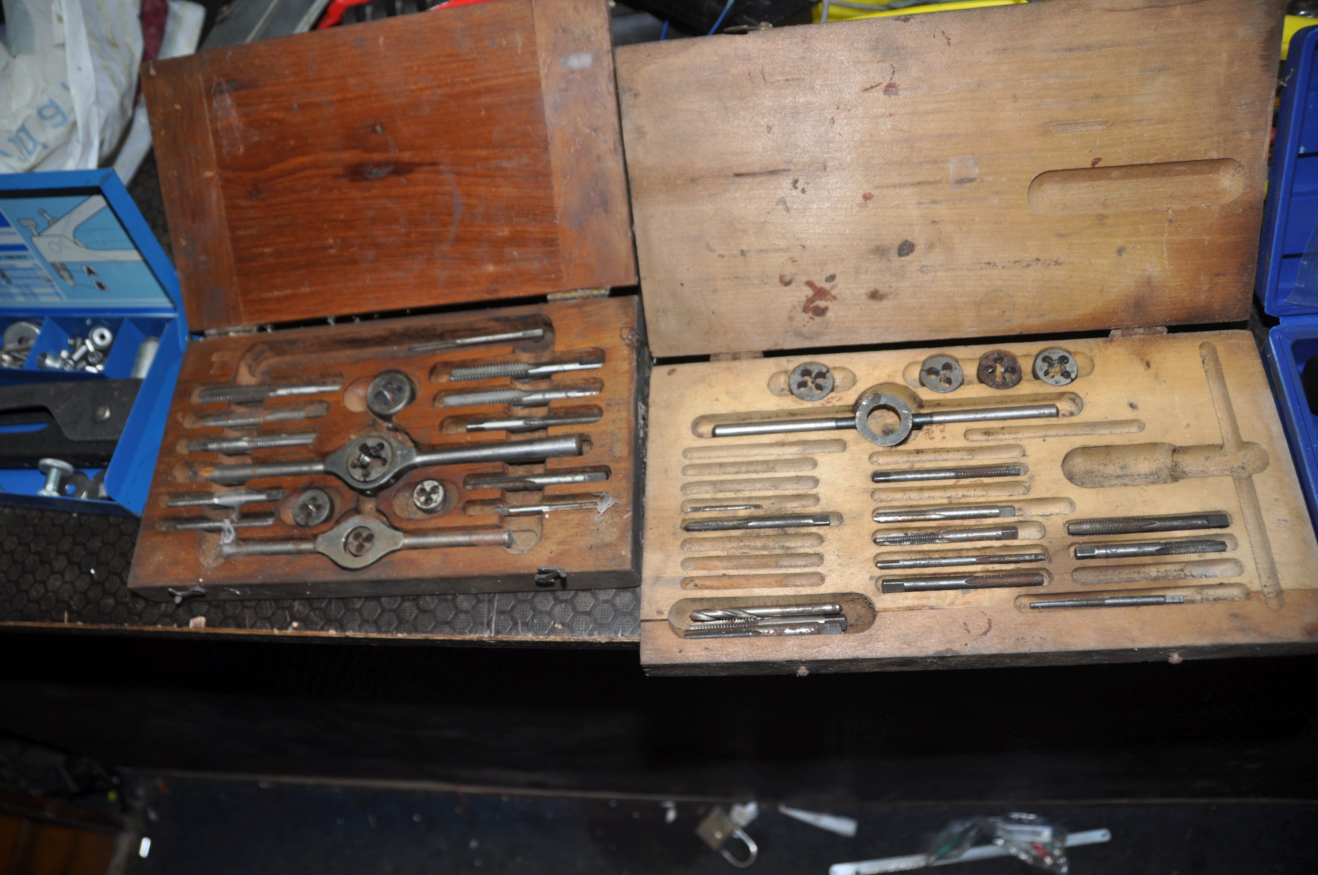 FOUR TOOLBOXES AND A TRAY CONTAINING TOOLS including two 17in wooden planes, two coffin planes, - Image 6 of 10