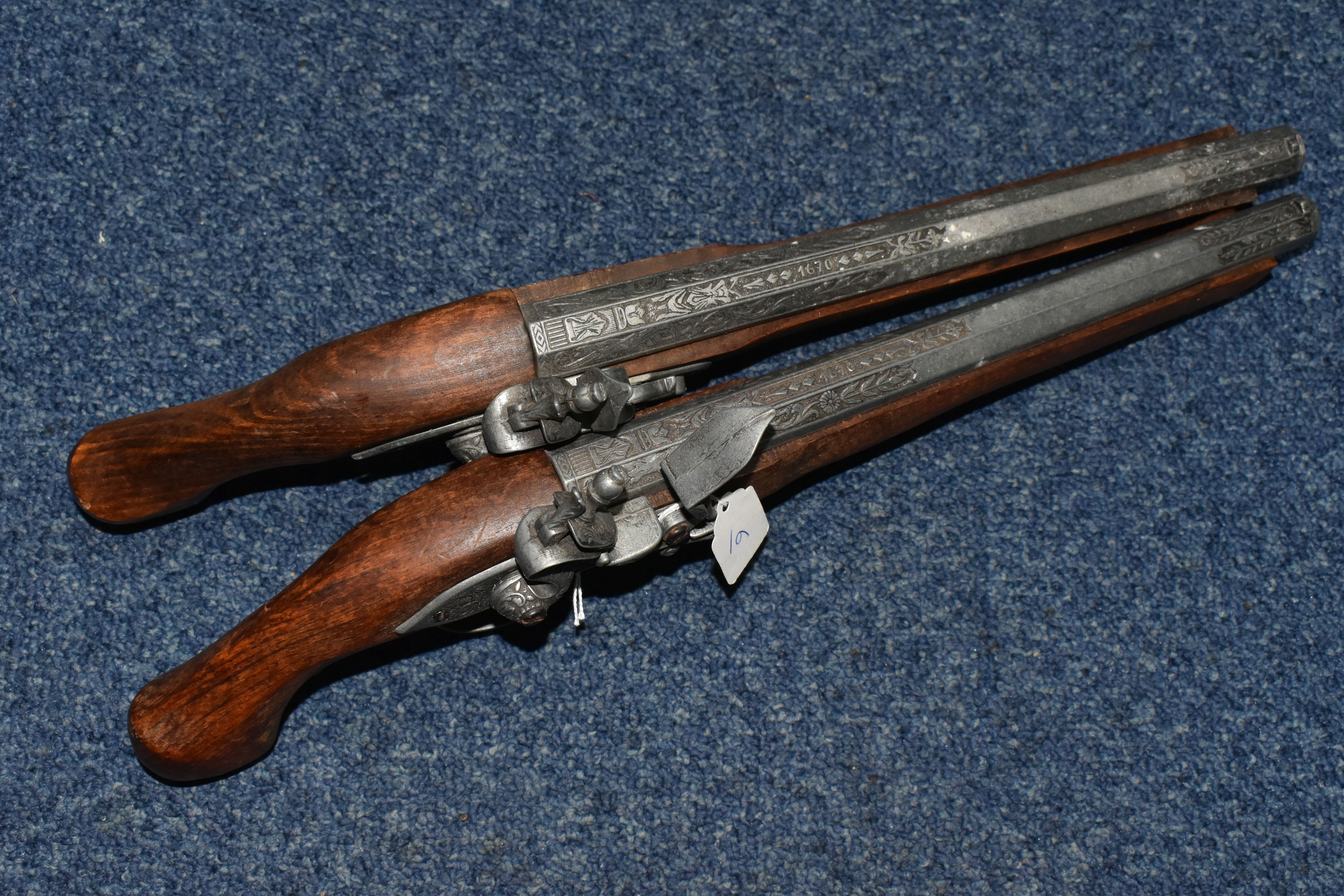 A PAIR OF REPLICA, ORNAMENTAL FLINTLOCK PISTOLS, length 43cm (2) (Condition Report: both appear in - Image 3 of 5