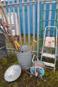 A SELECTION OF GARDEN TOOLS AND A GALVANISED BIN including a small aluminium step, a hose reel,