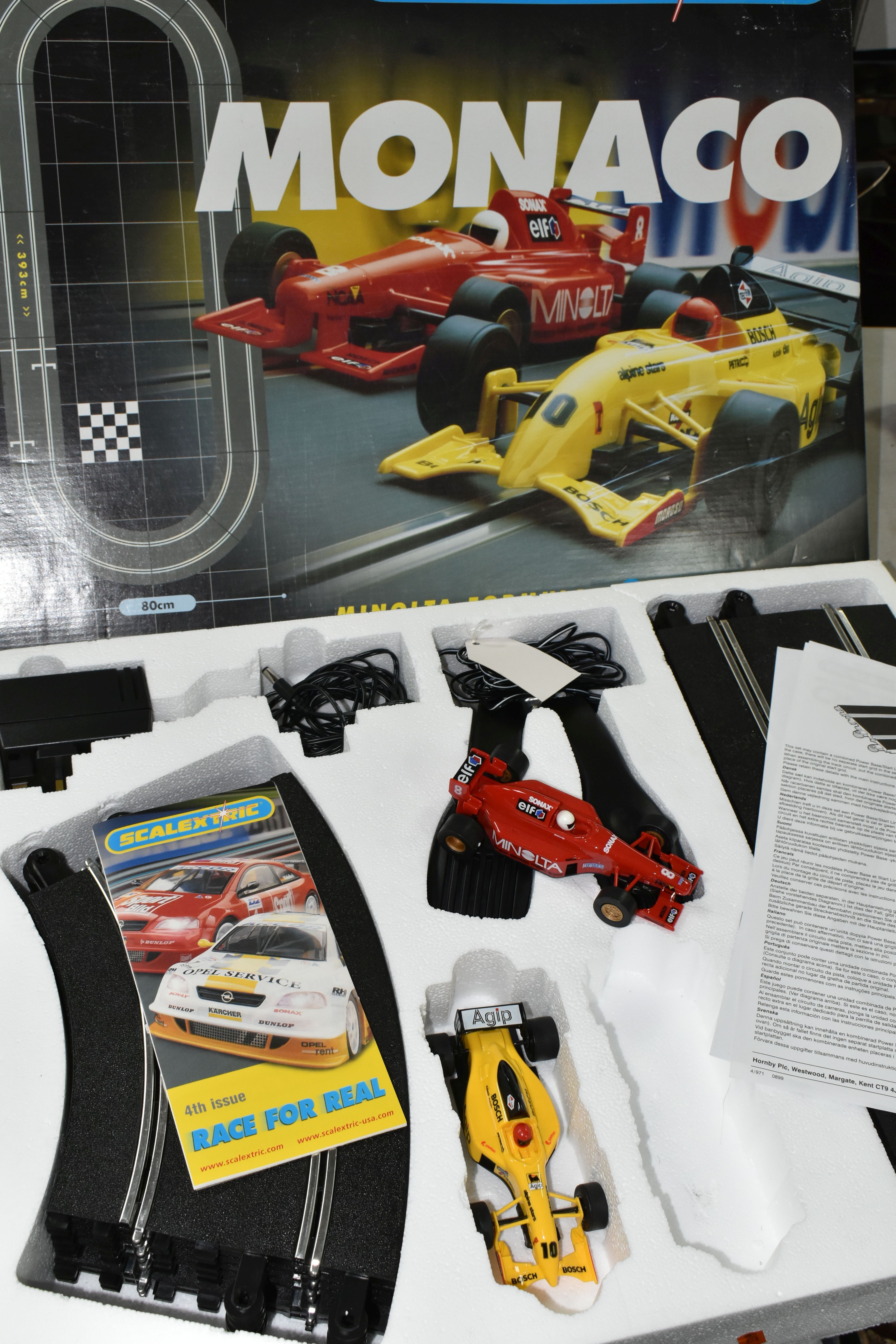 A BOXED SCALEXTRIC MONACO SET, No.C1046, appears complete and in very good condition, looks to - Image 3 of 4