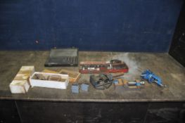 THREE ENGINEERING VICES, A MOORE AND WRIGHT BORE GAUGE SET, LETTER AND NUMBER STAMPS ETC