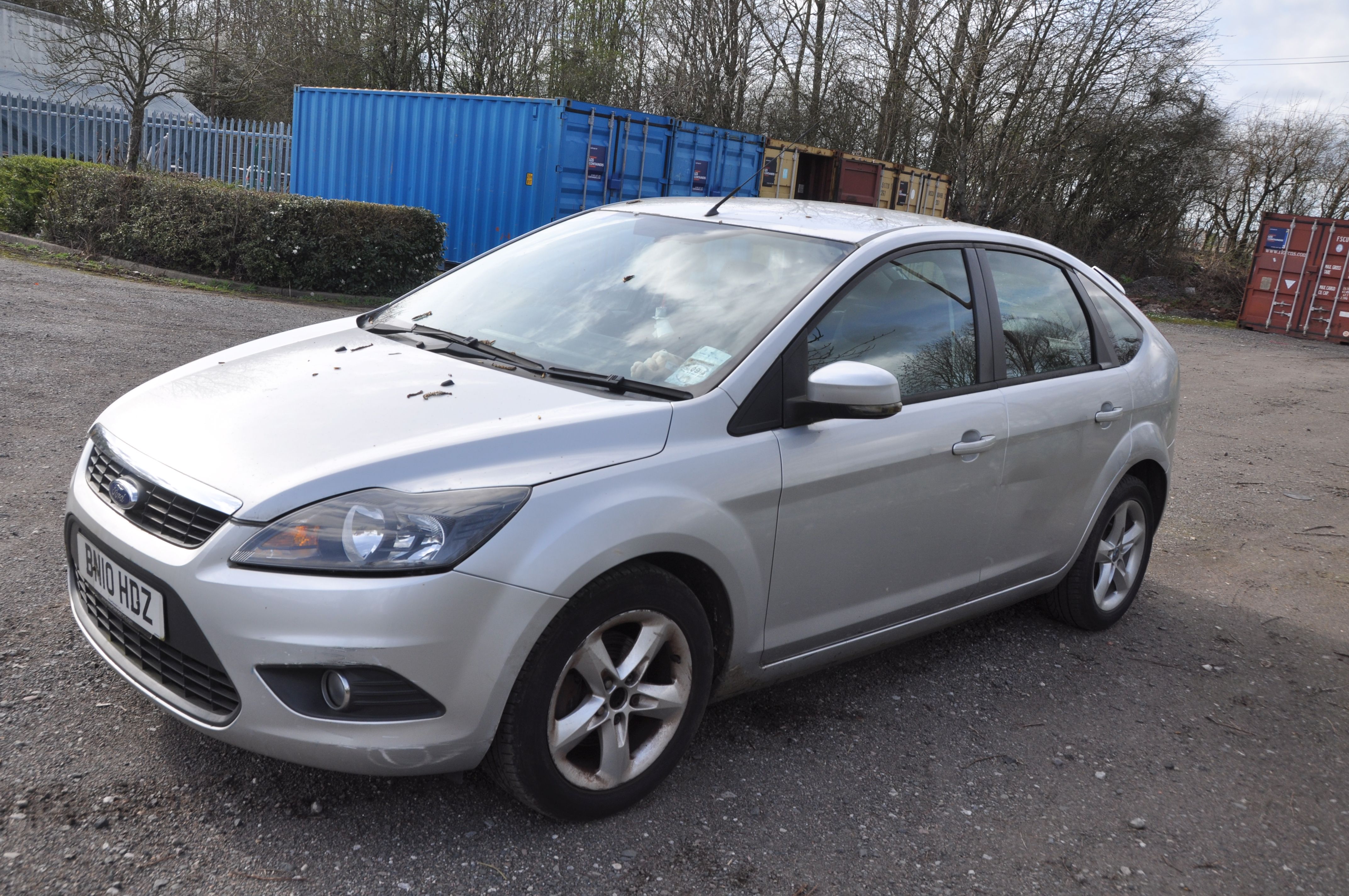 A 2010 FORD FOCUS ZETEC 100 5 door HATCHBACK in silver, first registered 23/07/2010 under number - Image 2 of 14