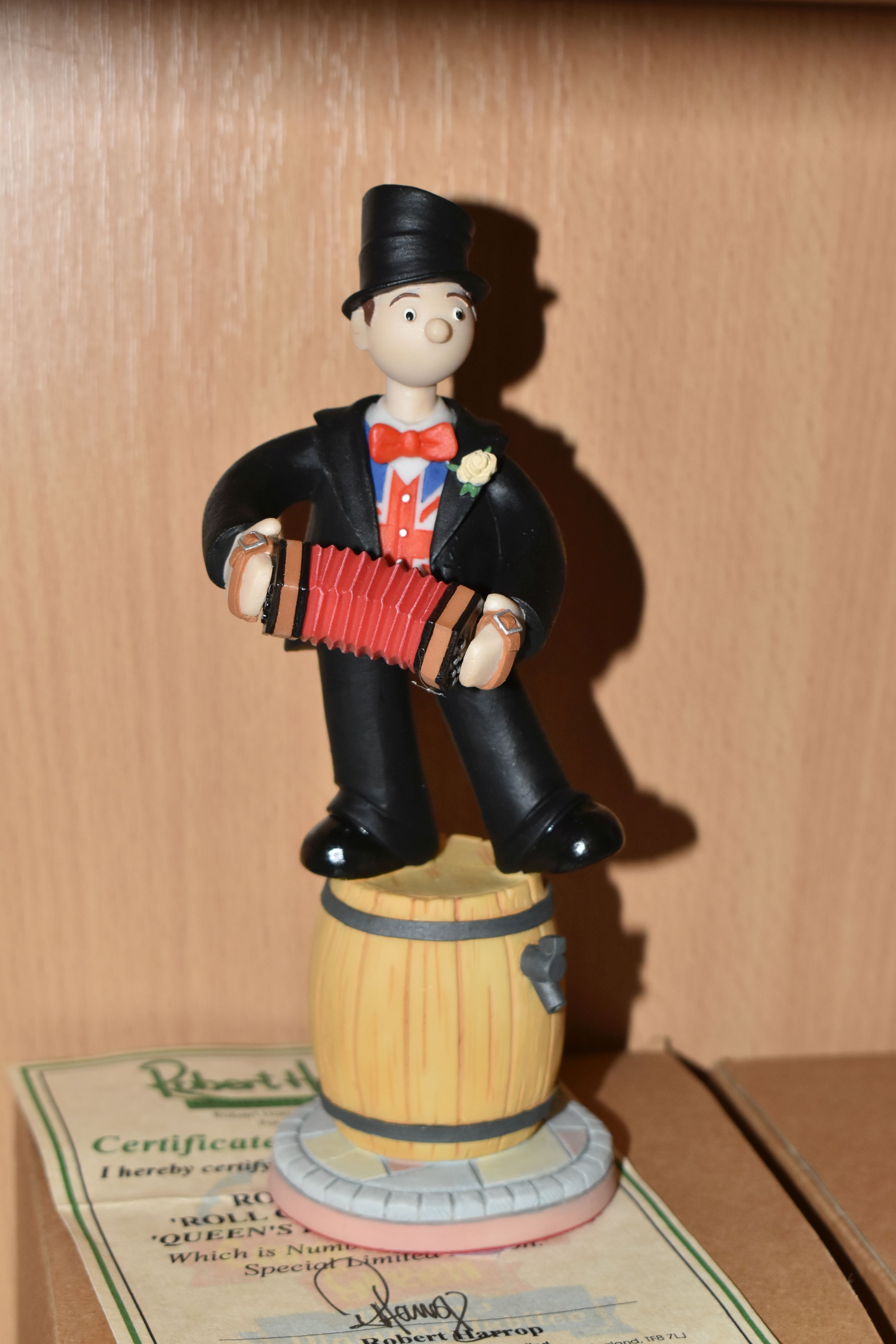 NINE BOXED ROBERT HARROP CAMBERWICK GREEN COLLECTION FIGURES, comprising a Collectors Club Event - Image 4 of 6