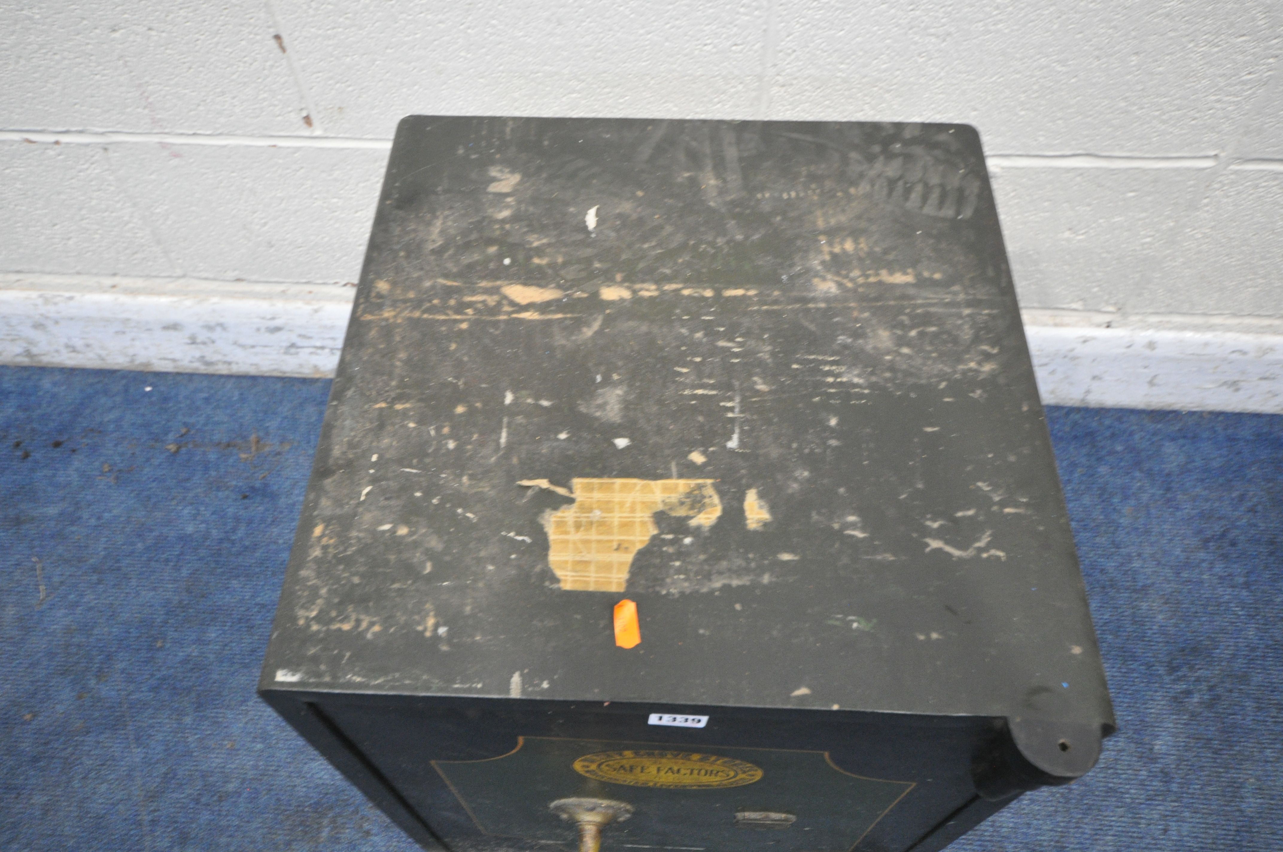 WITHY GROVE STORES, MANCHESTER, LIVERPOOL, LEEDS, A HEAVY CAST IRON SAFE, with four keys, width 46cm - Image 2 of 5