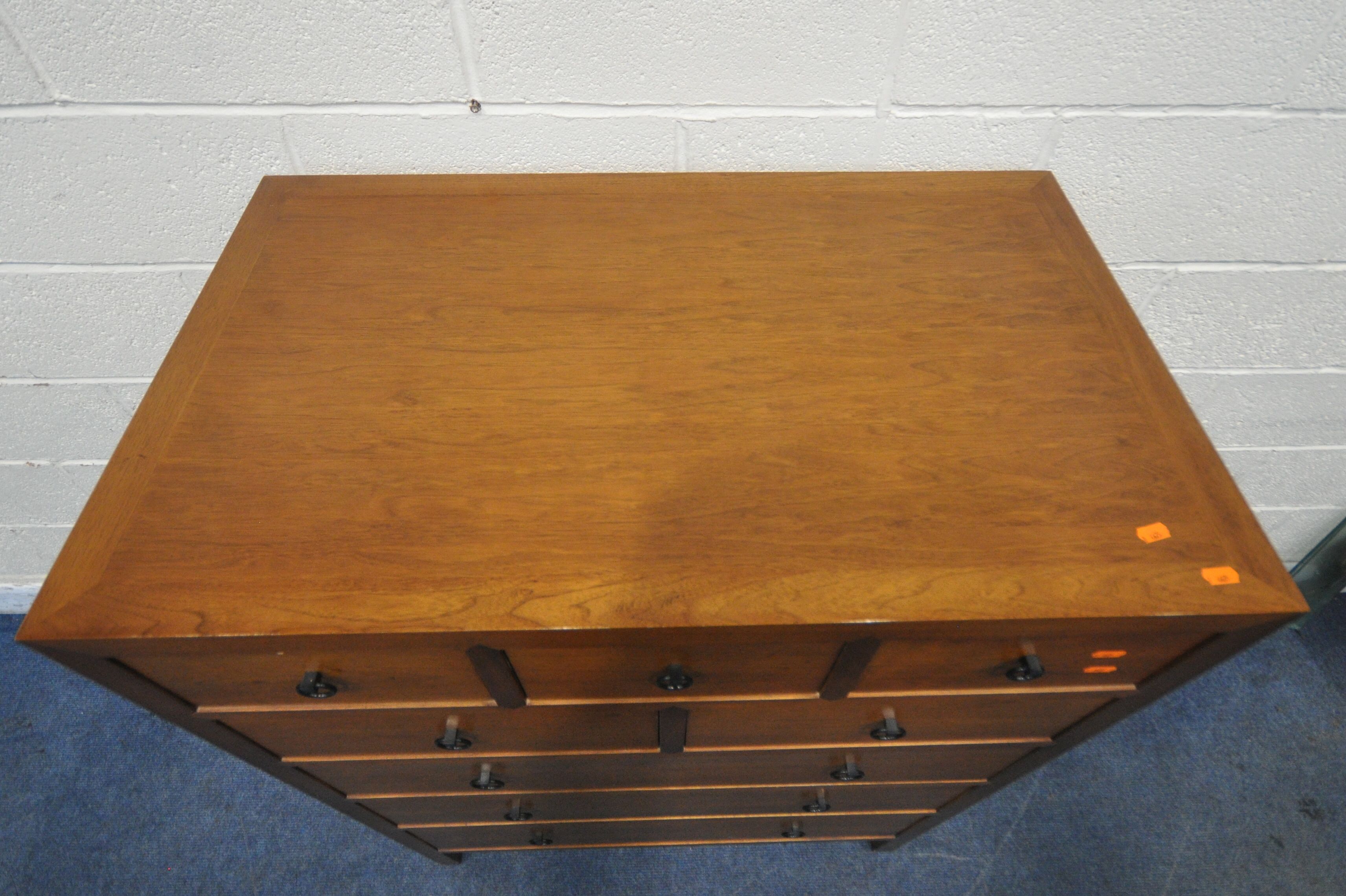 A REPRODUCTION HARDWOOD CHEST OF EIGHT ASSORTED DRAWERS, on block legs, width 90cm x depth 53cm x - Image 2 of 4